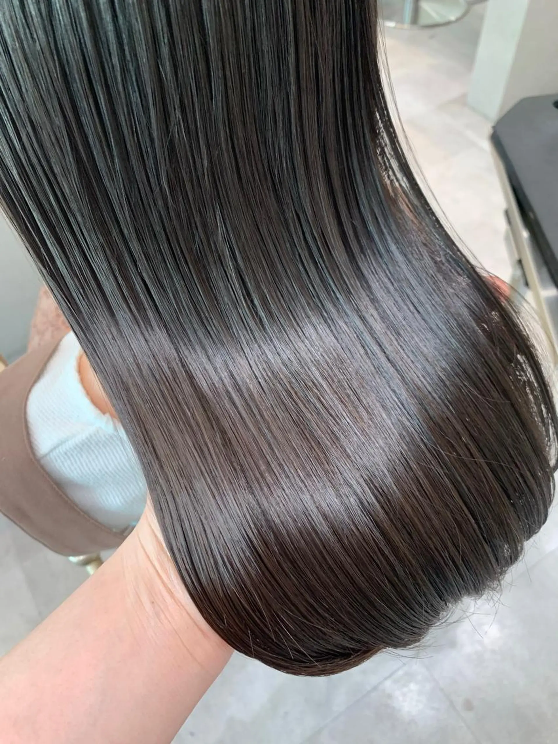 ロング トリートメント ヘッドスパ 近 紗理奈のヘアスタイル