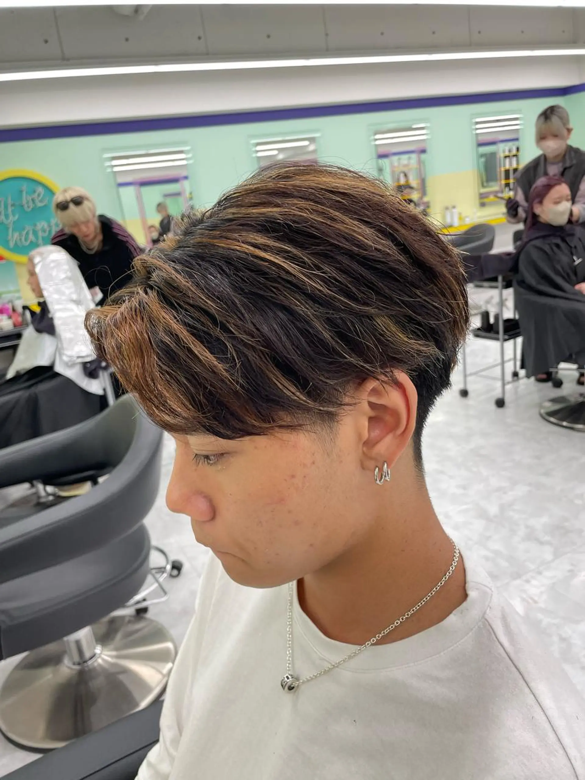 ミディアム カラー ヘアアレンジ メンズ 艶カラー の達人のヘアスタイル