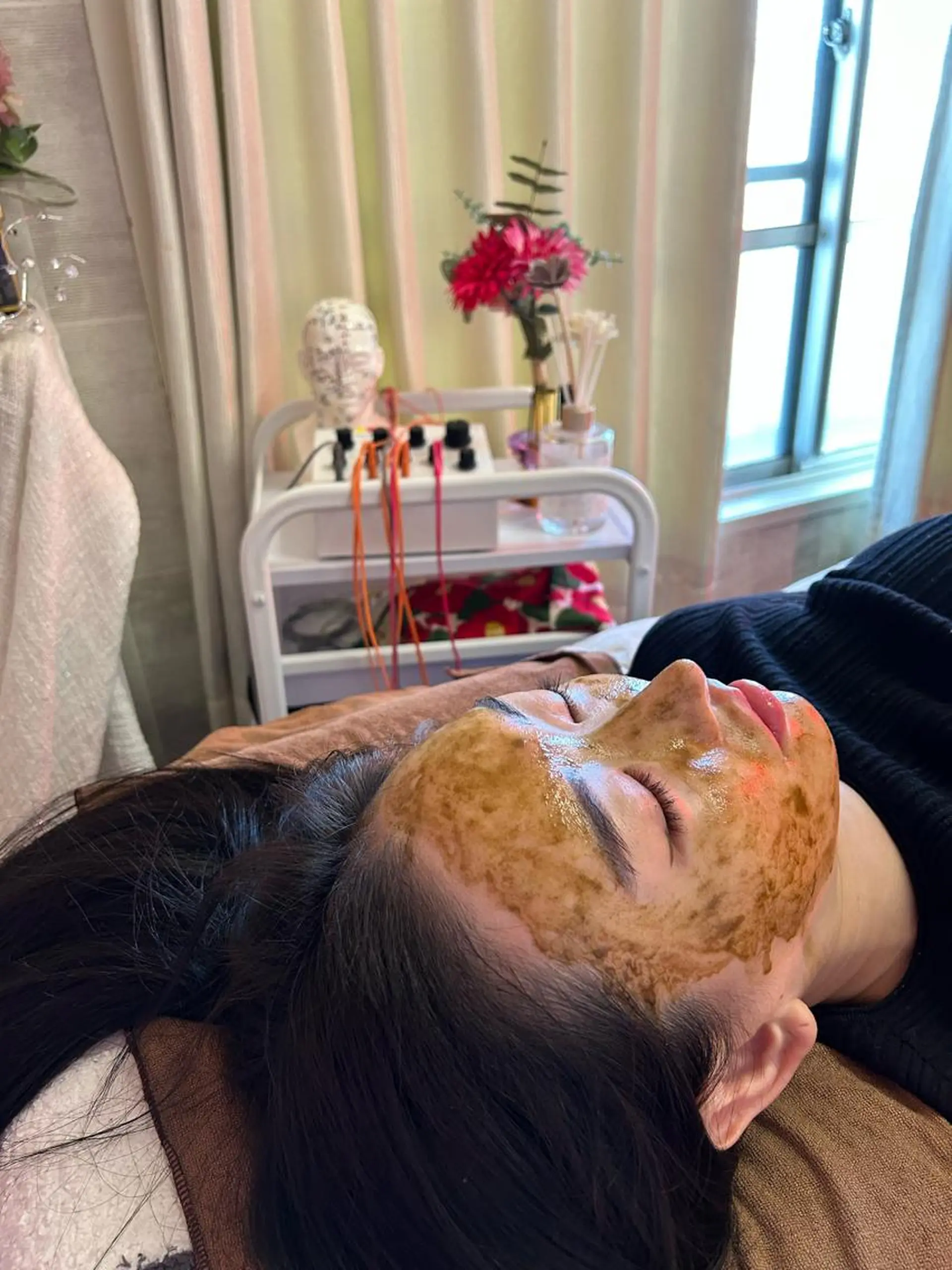 美容鍼灸サロン mahoroba院長のエステ・リラクイメージ