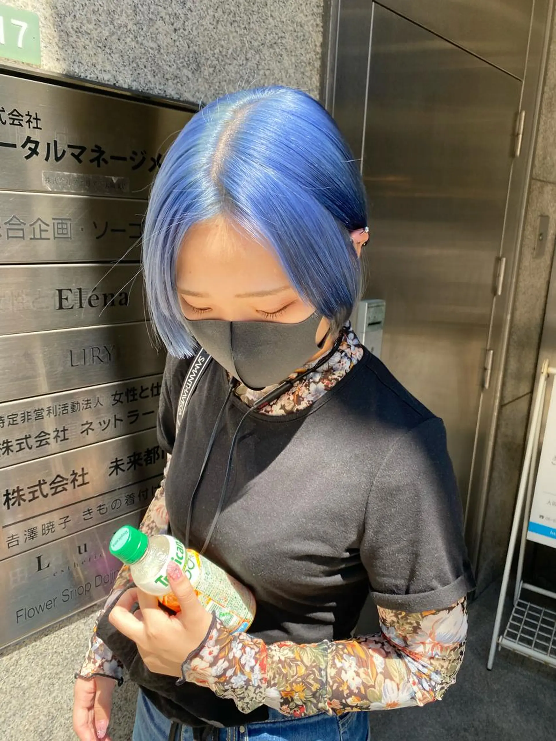 ショート カラー カット ヘアカラー 梅田ハイトーン チダ ヒナノのヘアスタイル