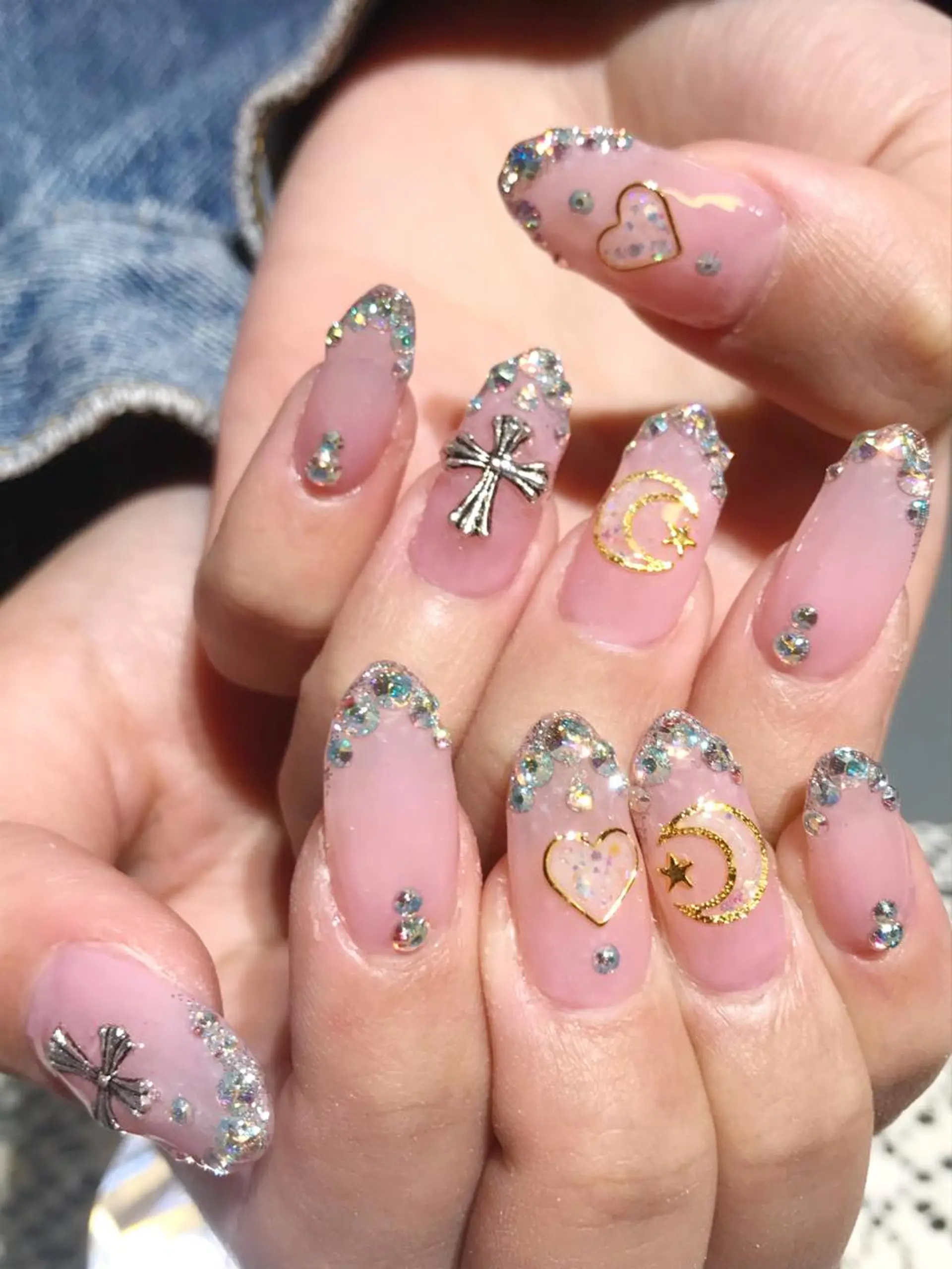 ネイル スカルプネイル YUN 💅のネイルデザイン
