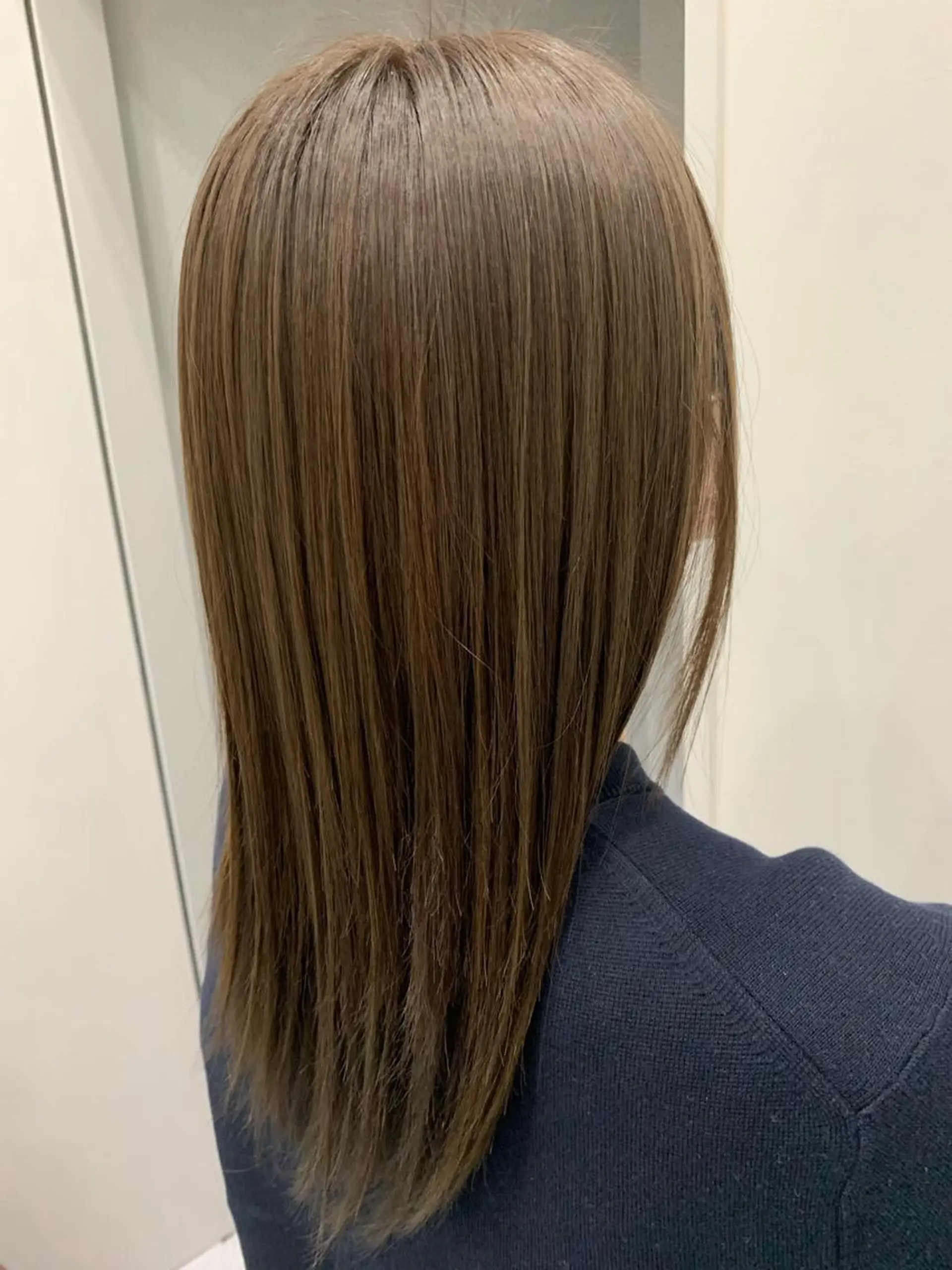 セミロング アッシュ BeB HAIR&MAKE所属・🌸加藤 彩🌸のヘアスタイル