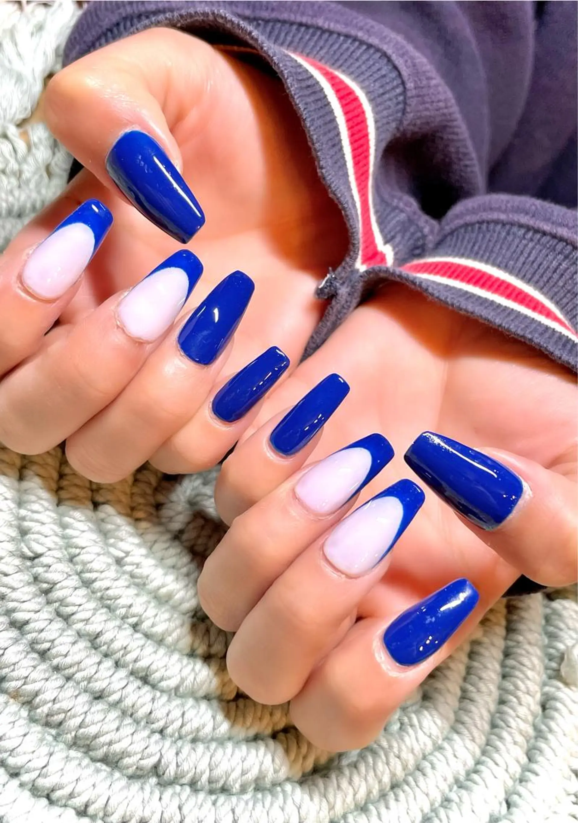 ミディアム GG houseのネイルデザイン