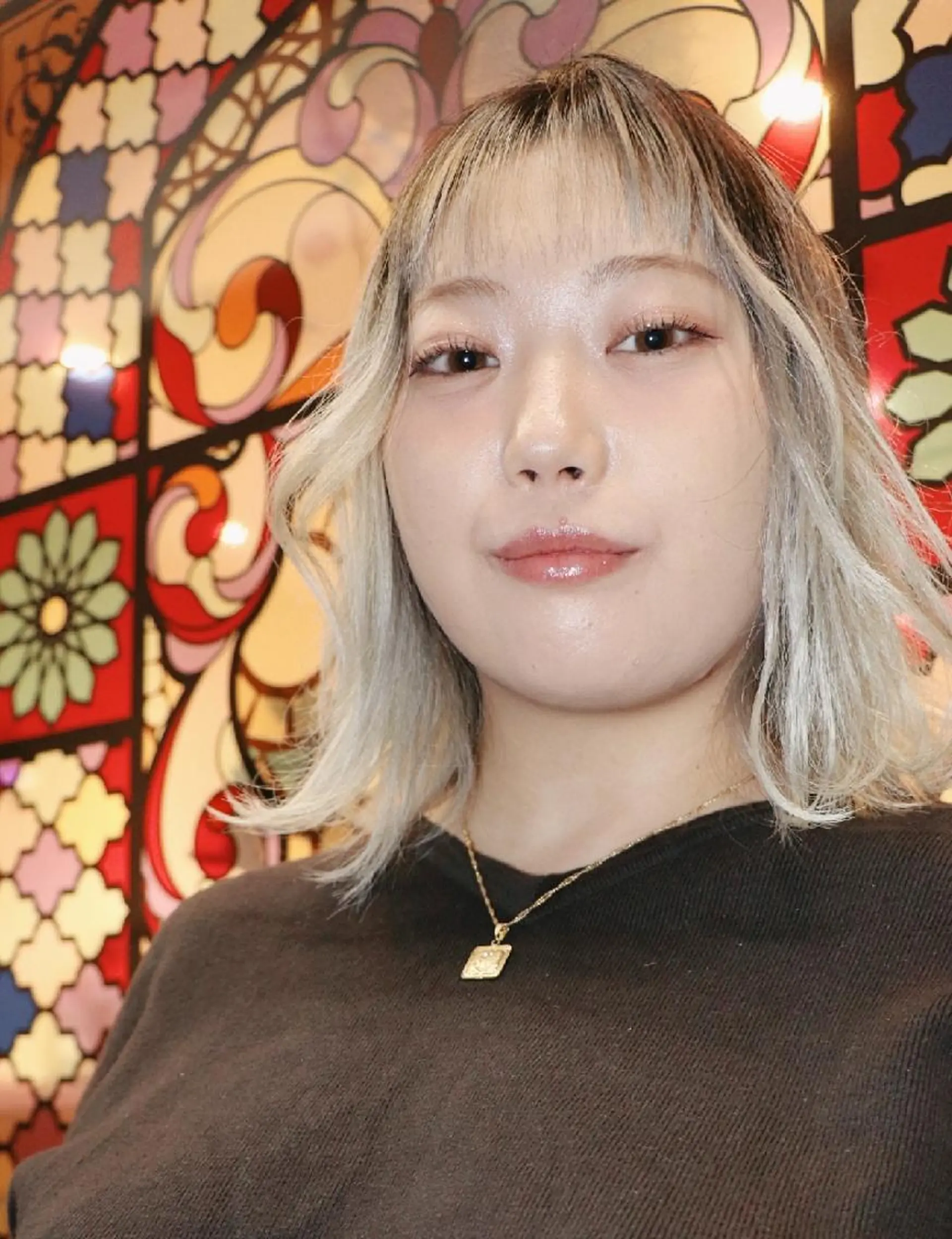 ミディアム カラー ブリーチ LAMP HAIR  ランプヘアー所属・徳永 博志のヘアスタイル