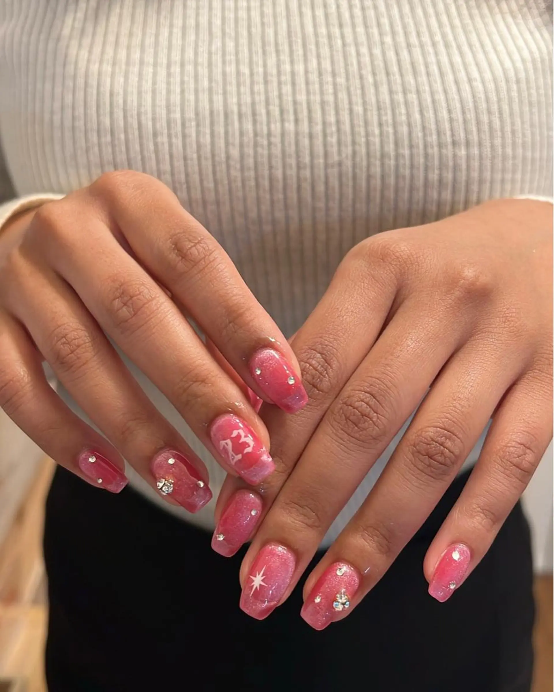 ネイル ハンドネイル フットネイル ハンドケア Nes.Nail所属・Miyagi Asamiのネイルデザイン