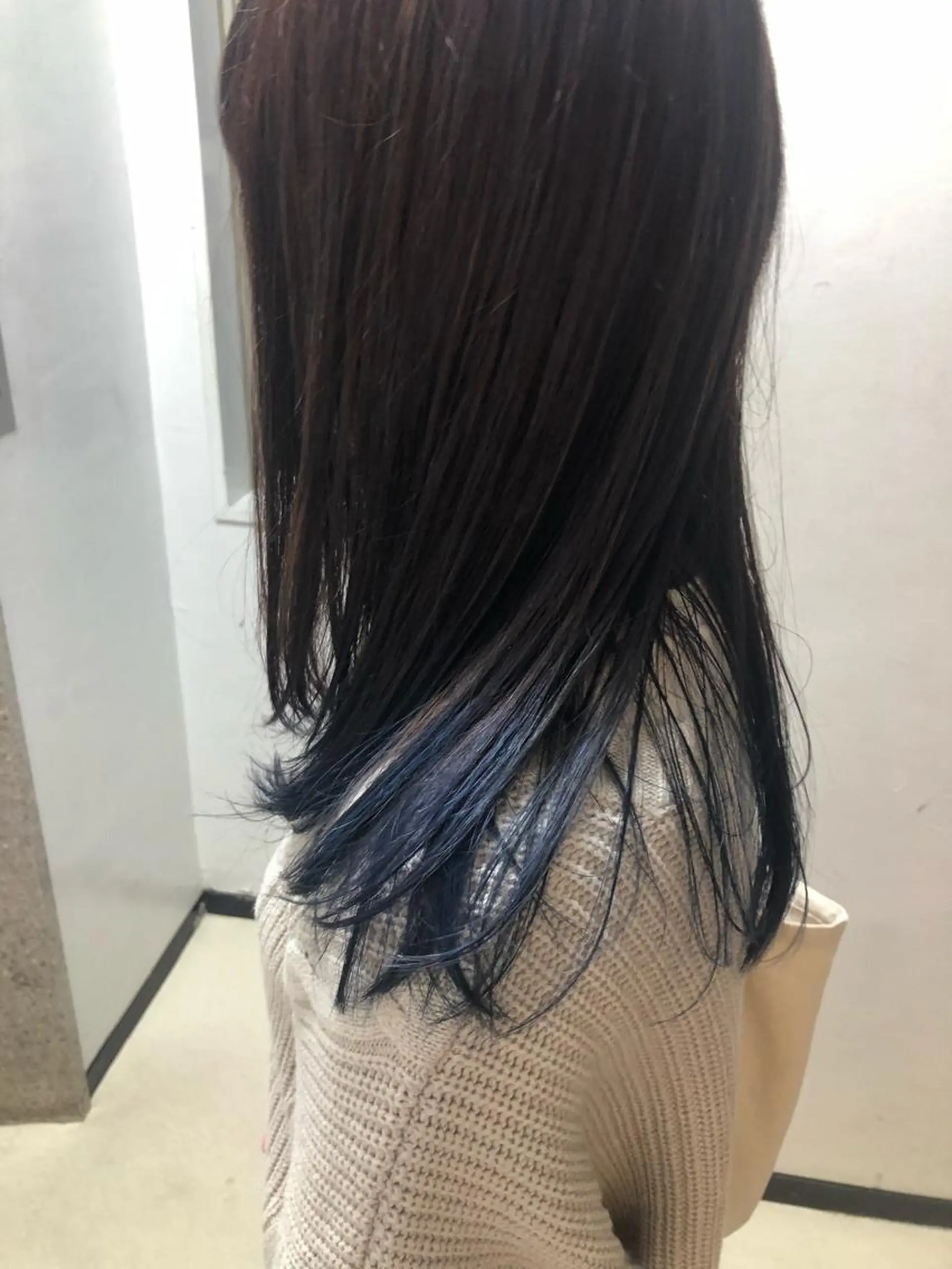 セミロング GO TODAY SHAiRE SALON原宿Stella店所属・GO TODAY シェアサロンのヘアスタイル