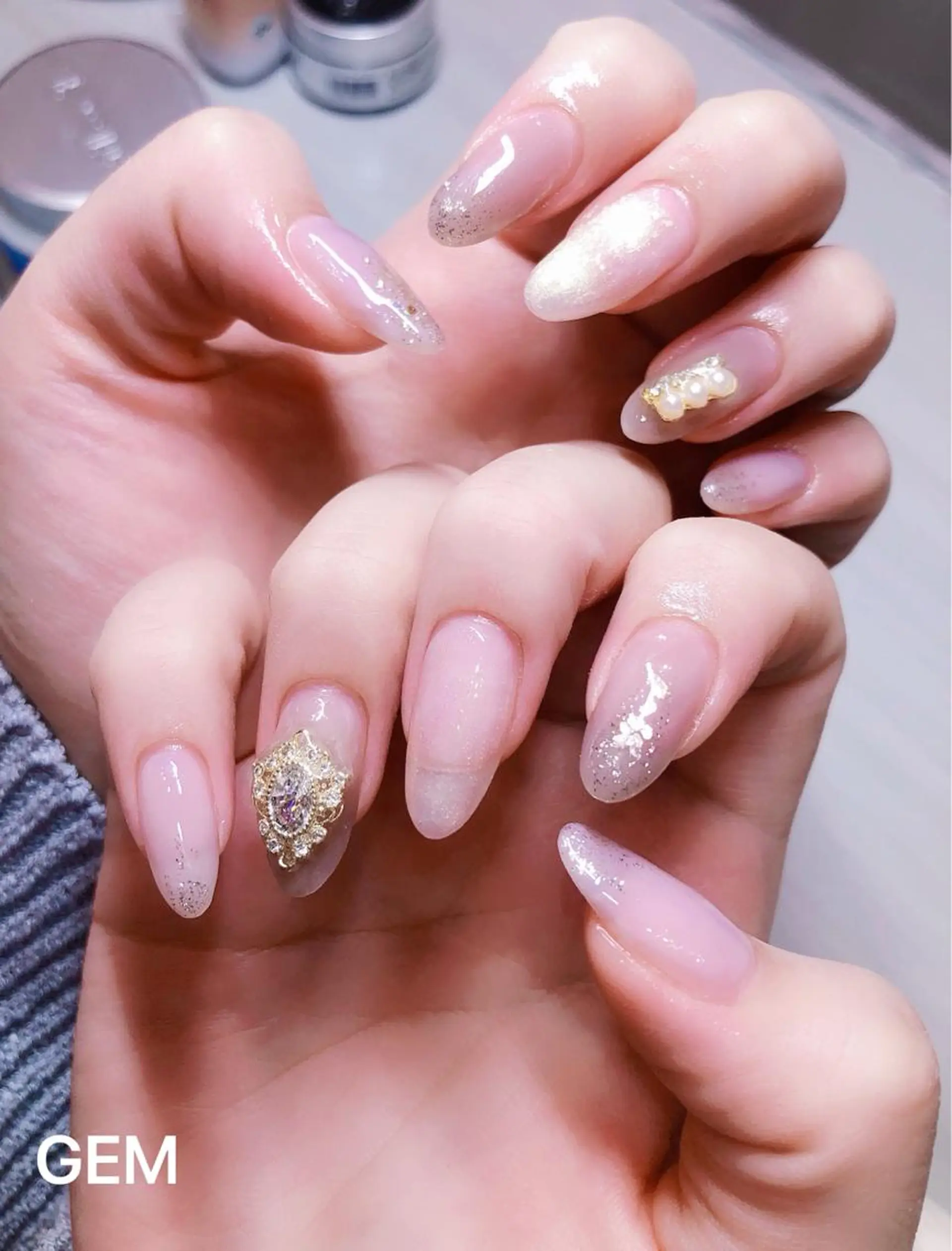 ネイル GEM所属・Gem  the beauty玲衣のネイルデザイン