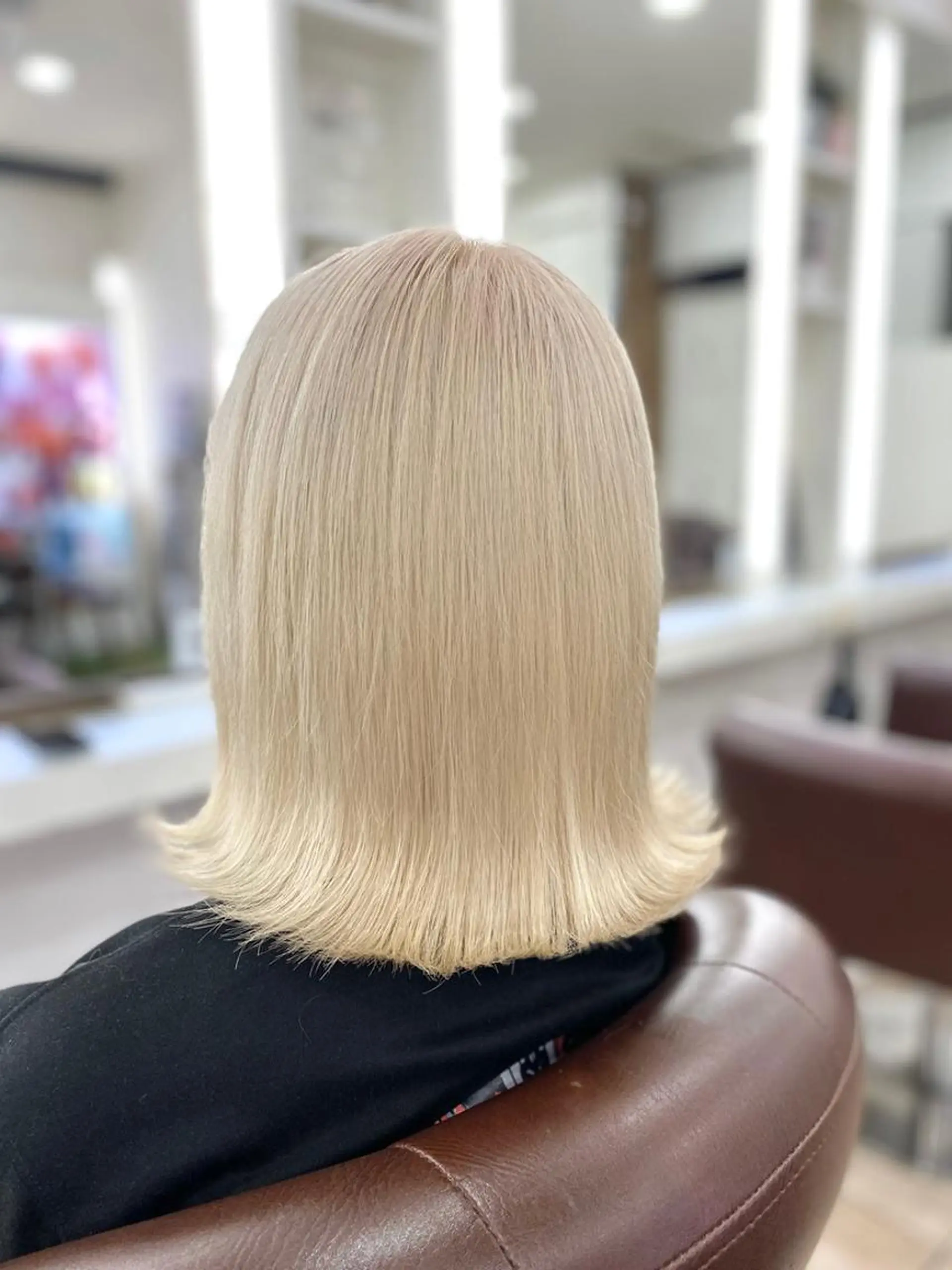 ミディアム ヘアカラー 🦋 SHION 🦋のヘアスタイル