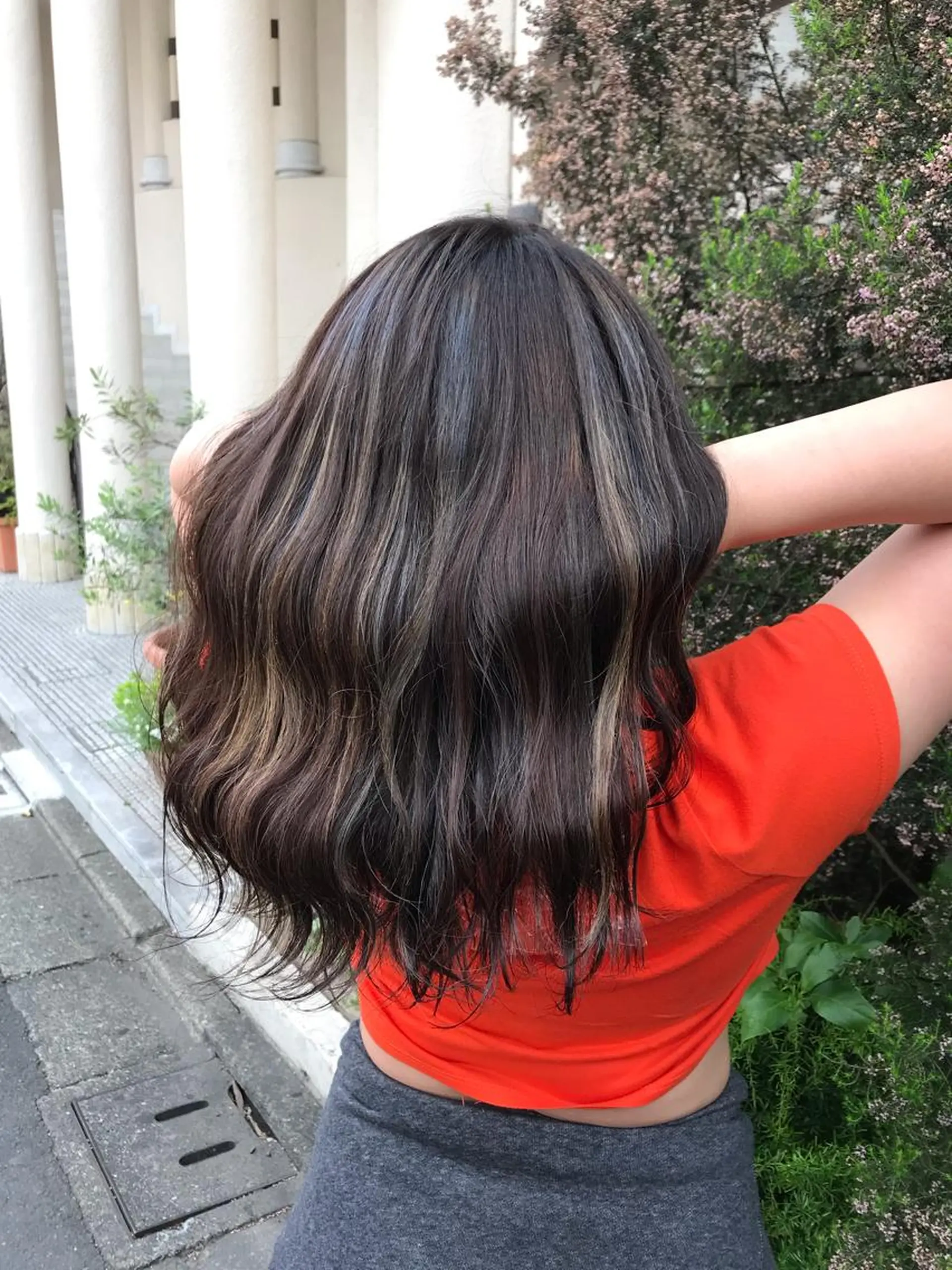 ロング カラー アッシュ グレージュ ハイライトカラー バイオレットカラー ハイライト 店長担当🌟 矢吹ガブリエル🌟のヘアスタイル