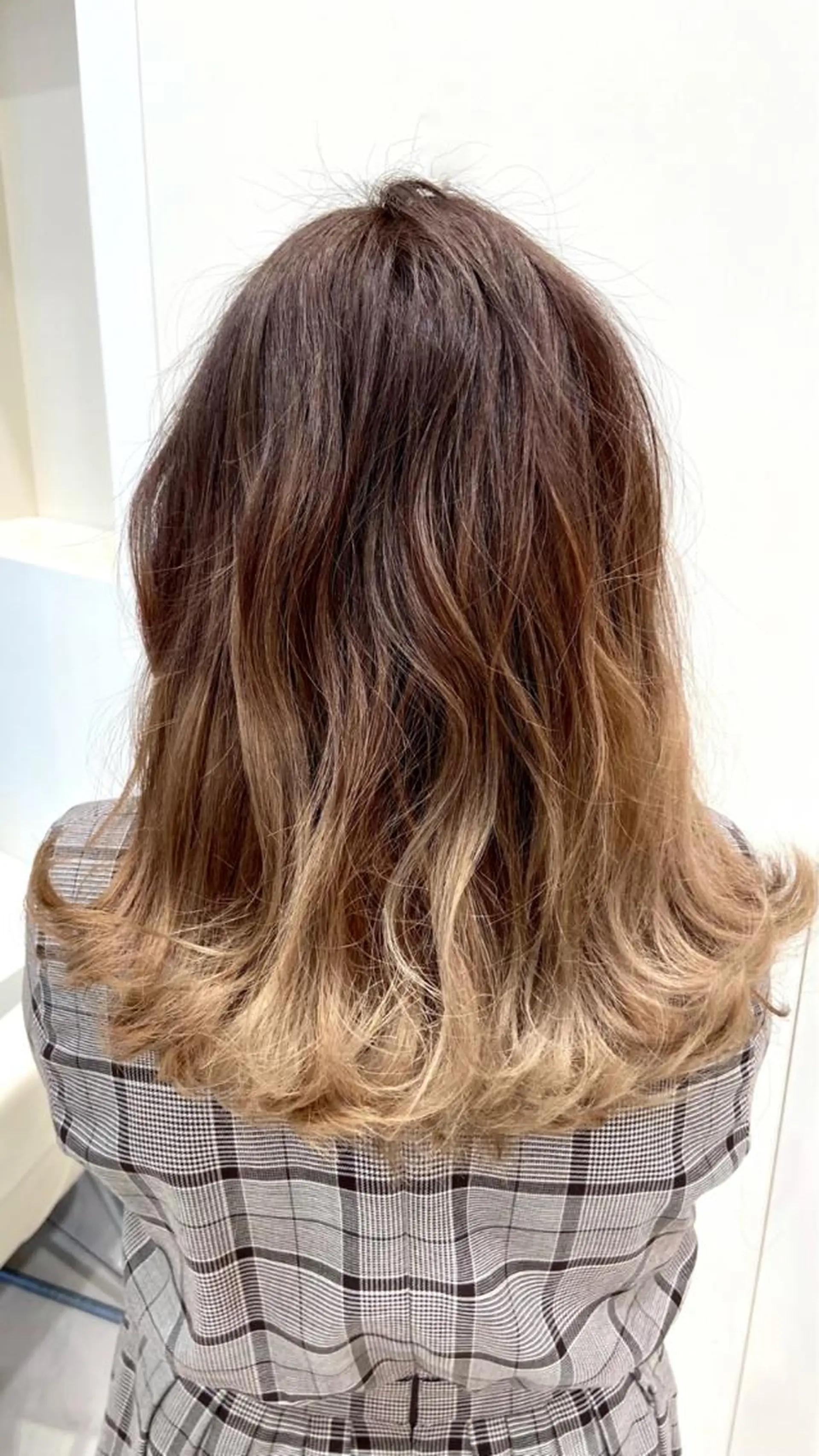 ミディアム カラー メンズスタイリスト 真栄平有希のヘアスタイル