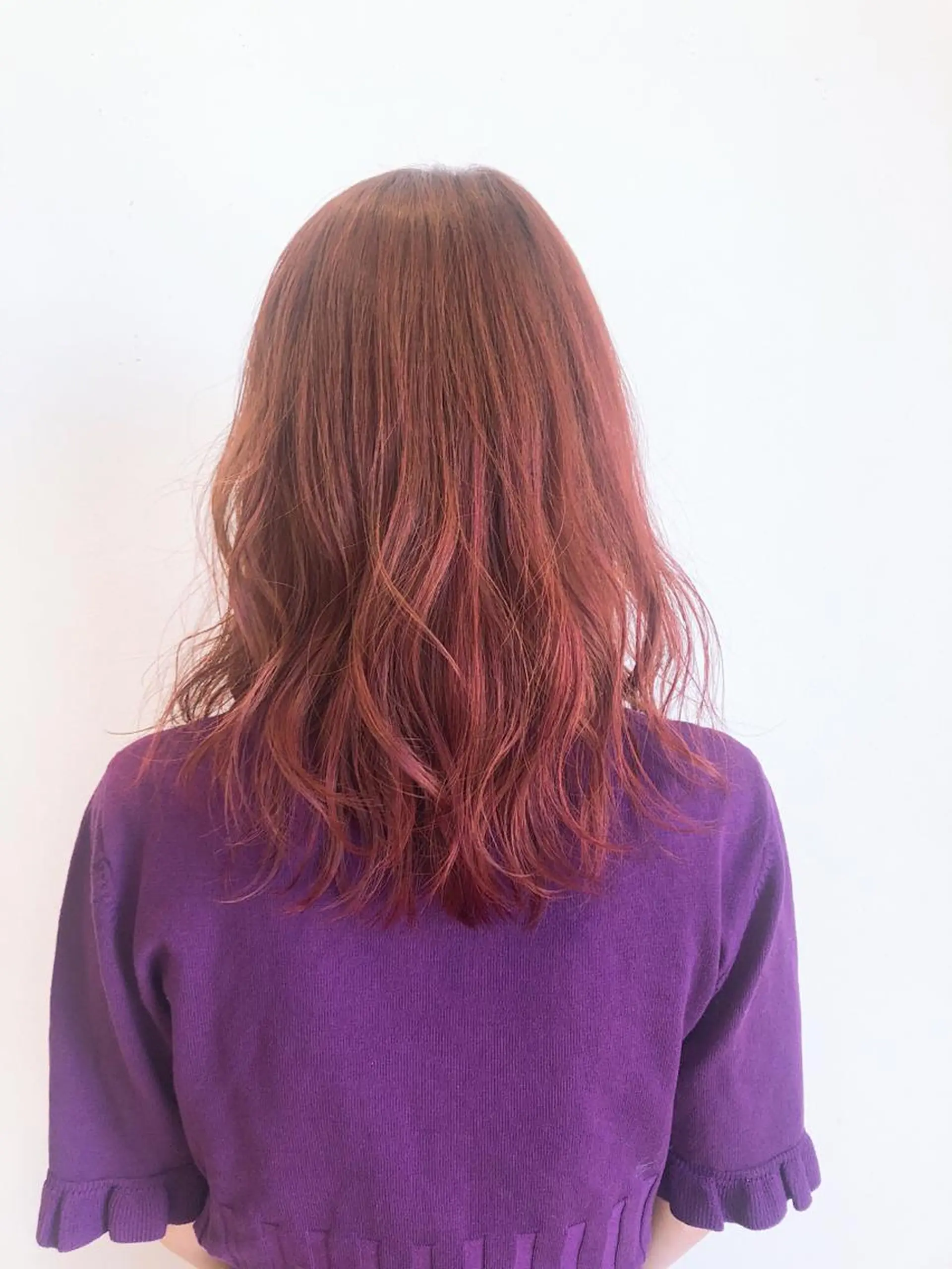 セミロング カラー レッドカラー カット ヘアカラー トリートメント 足立 小百合のヘアスタイル