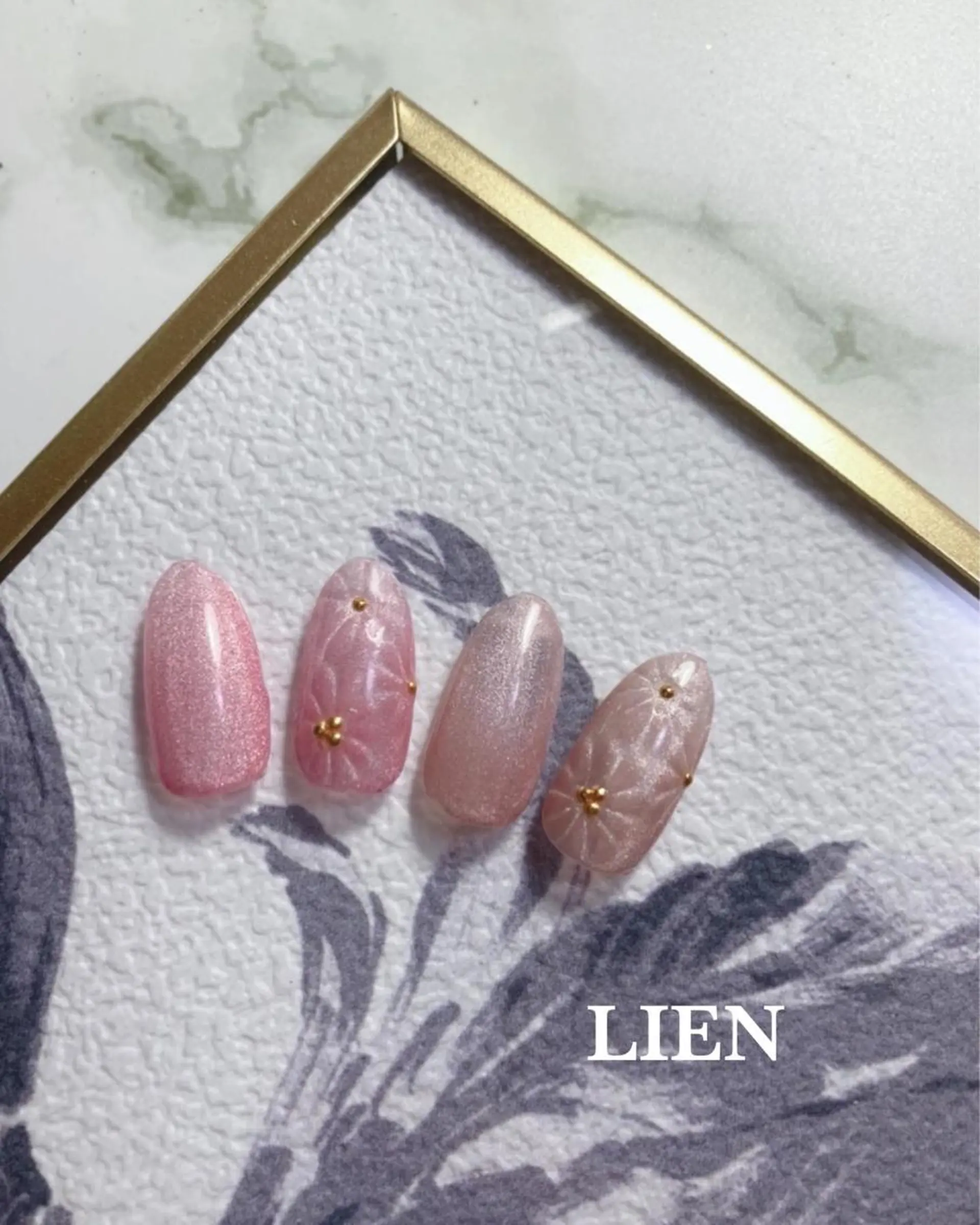 ネイル アートネイル フラワーネイル マグネットネイル 巻き爪ケアーサロン LIEN(リアン)のネイルデザイン