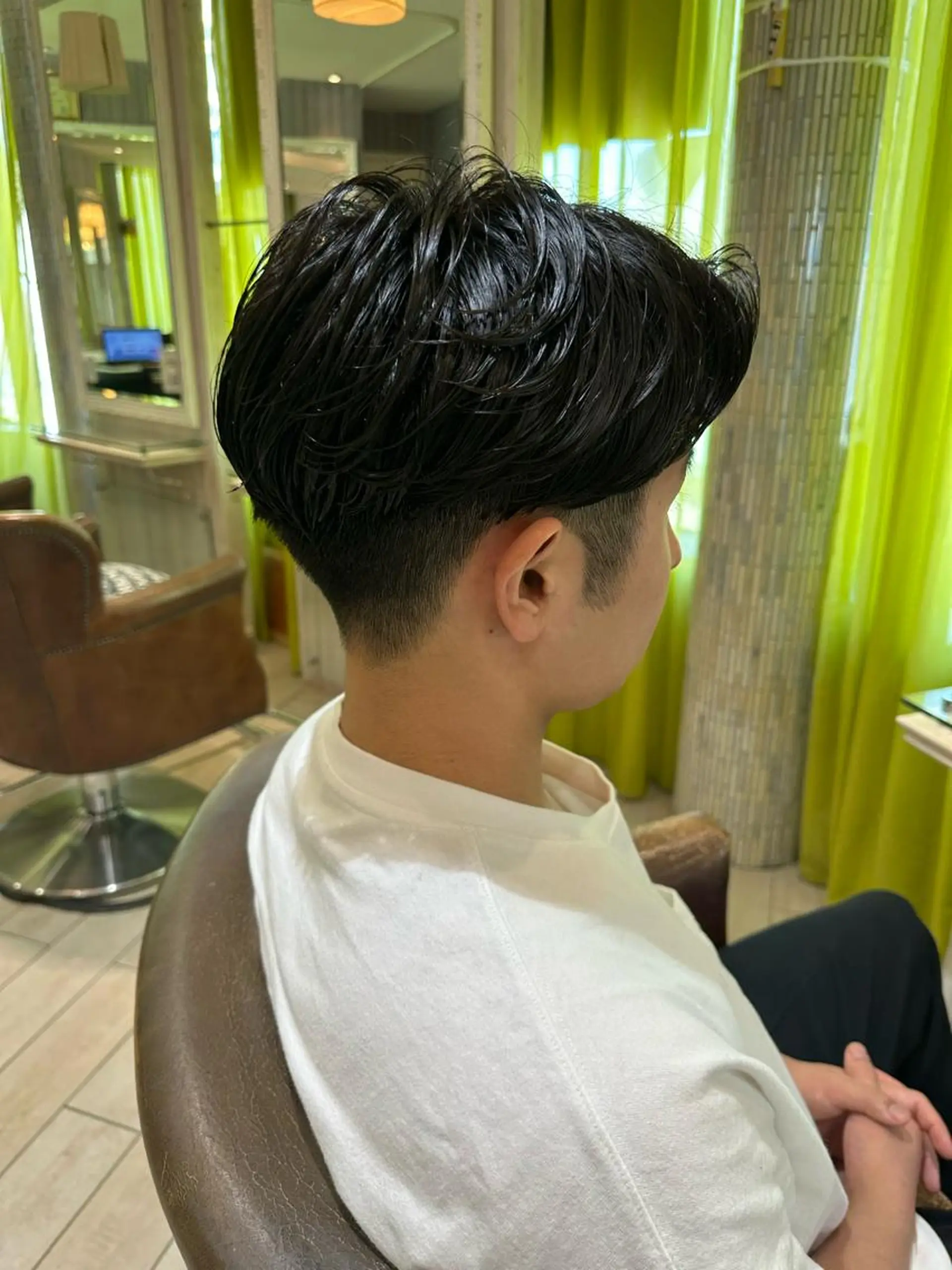 パーマ メンズ 増渕 駿介のヘアスタイル