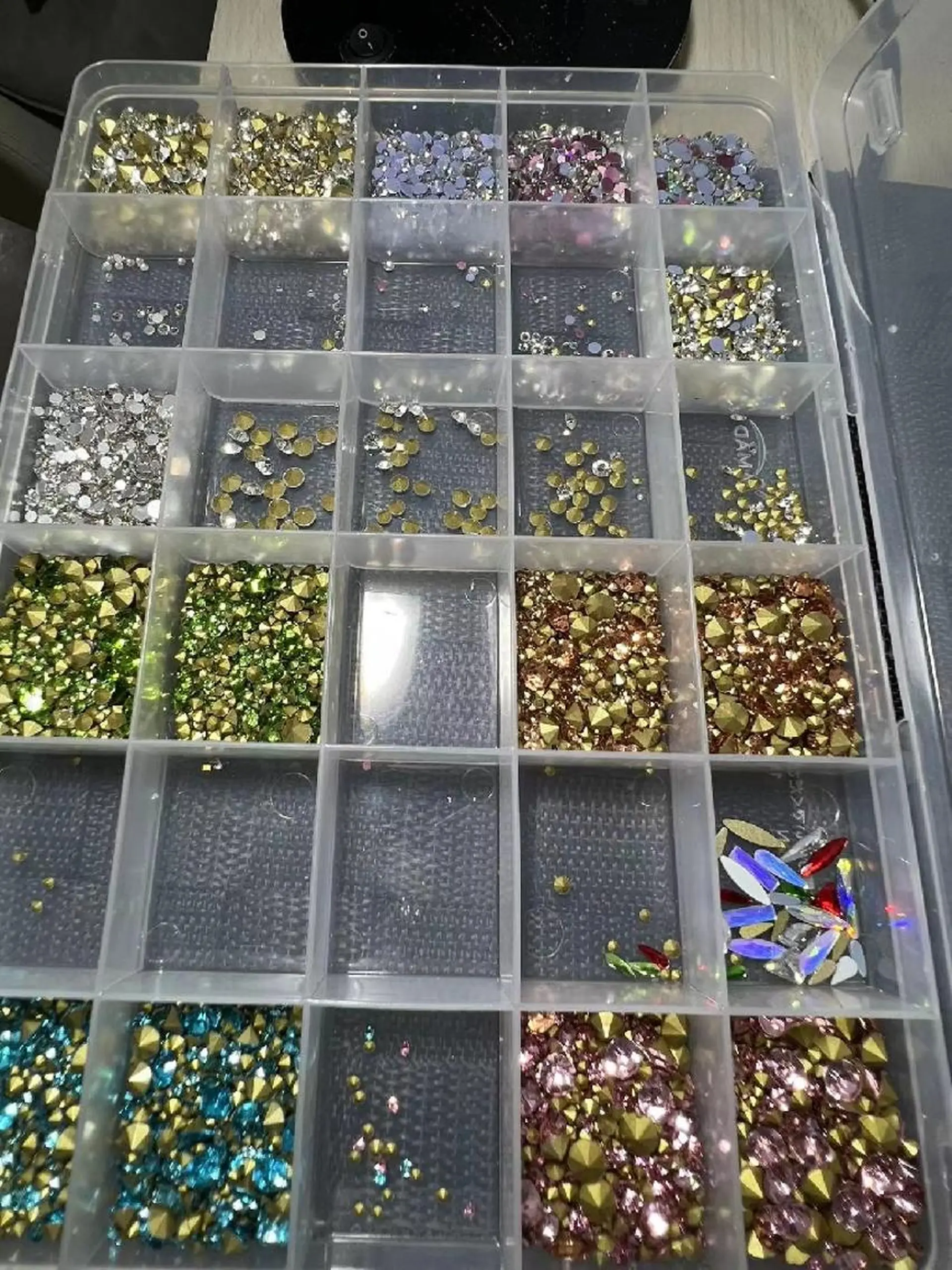 ネイル N. サロン所属・Theone栄店 田口のネイルデザイン