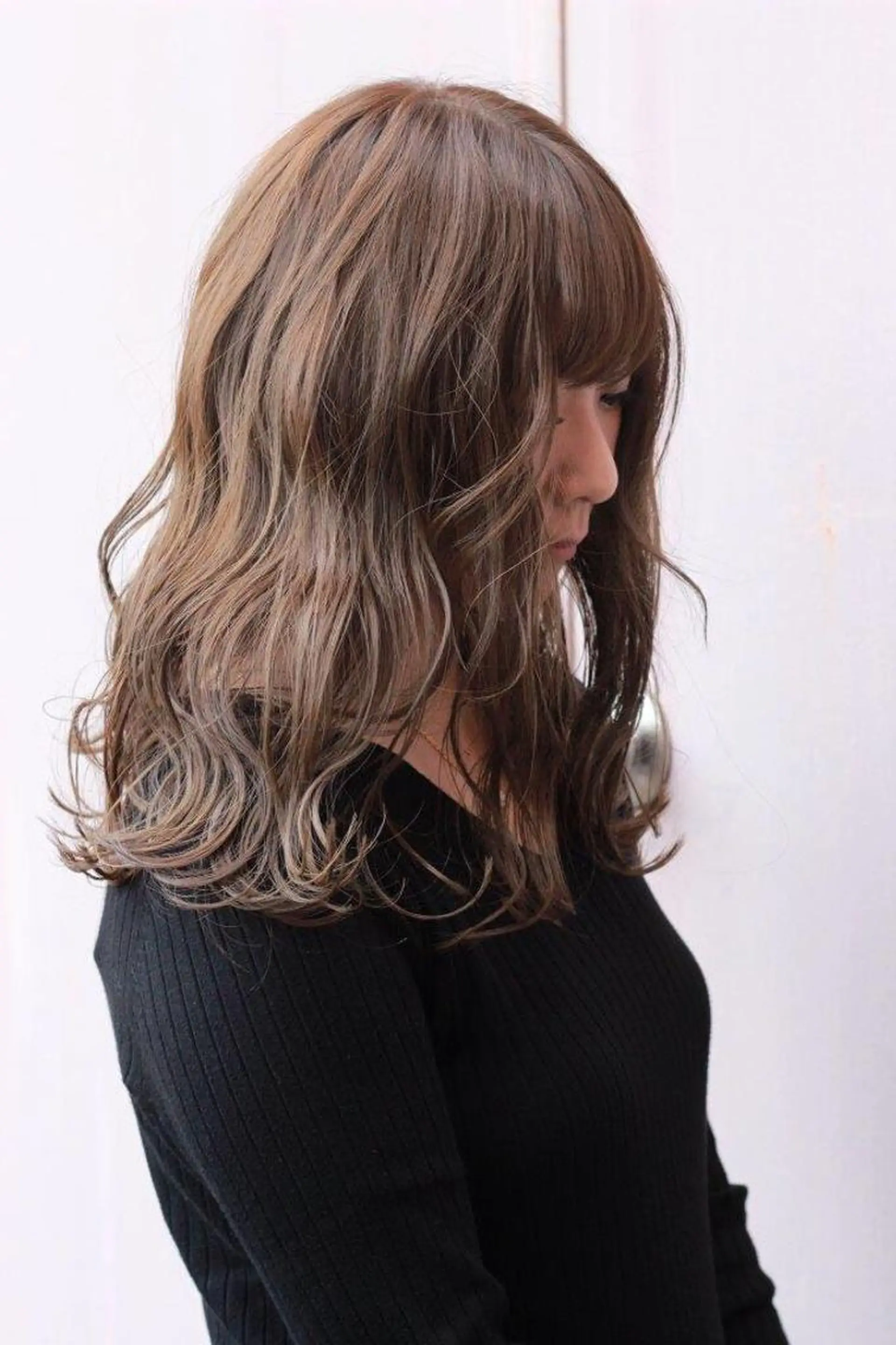 セミロング カラー アッシュ ベージュカラー ヘアカラー Viage （ビアージュ）のヘアスタイル