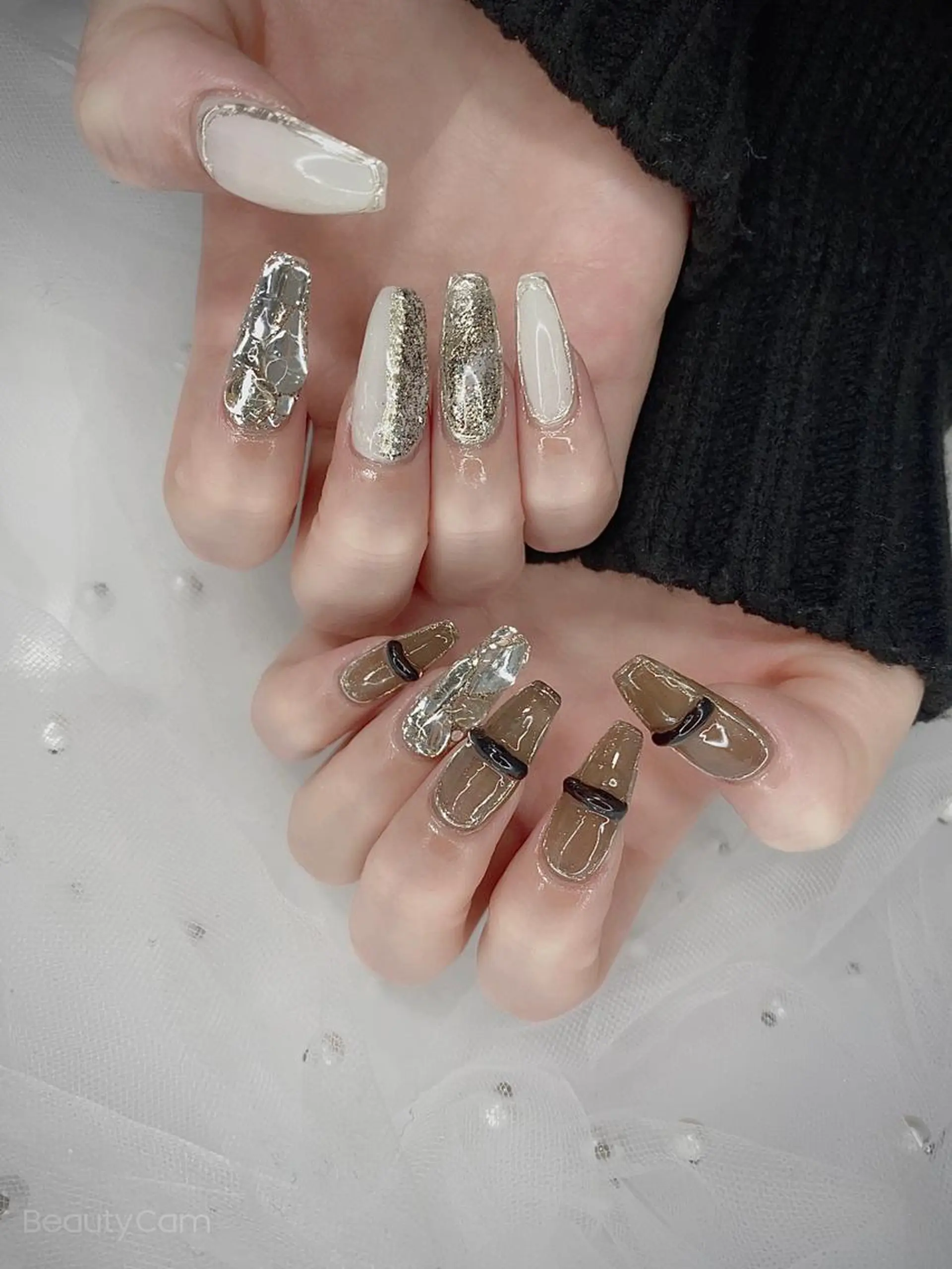 ネイル I-nailロング /ワンホン/キラキラのネイルデザイン