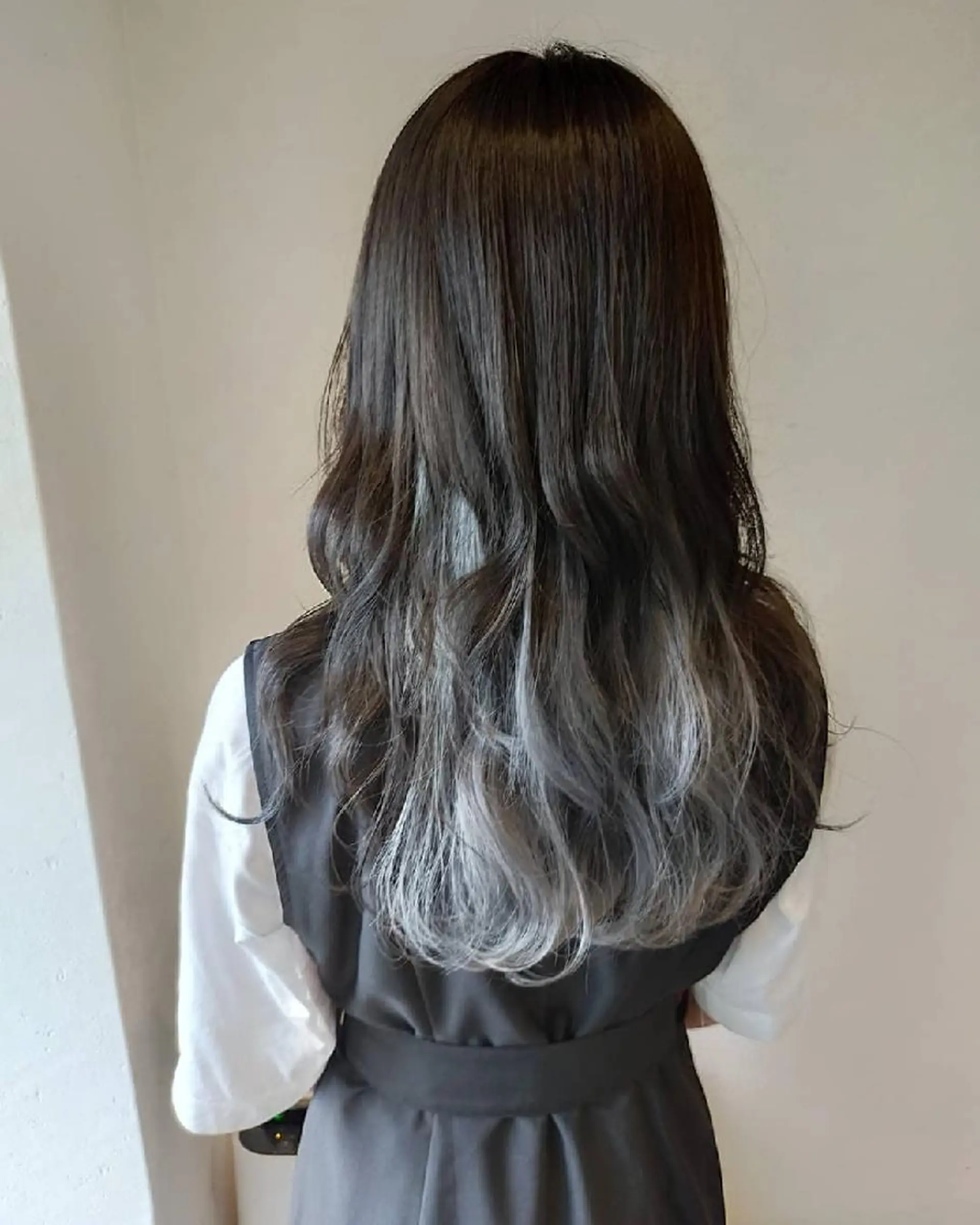 ロング カラー ヘアカラー JIL BLAN 京都所属・RU RIのヘアスタイル