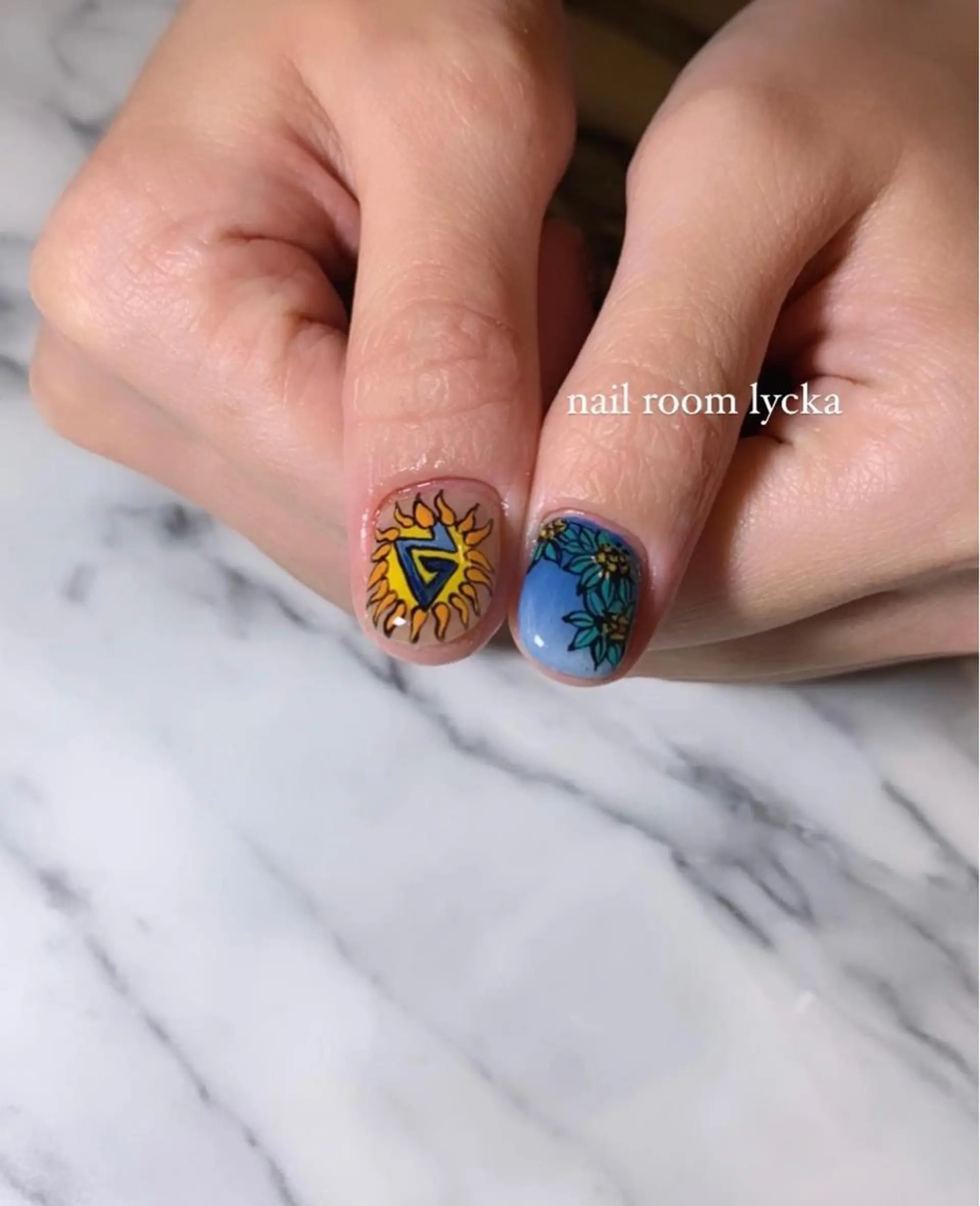 ネイル ﾈｲﾙﾙｰﾑﾘｯｶ 𝐦𝐚𝐲𝐮のネイルデザイン