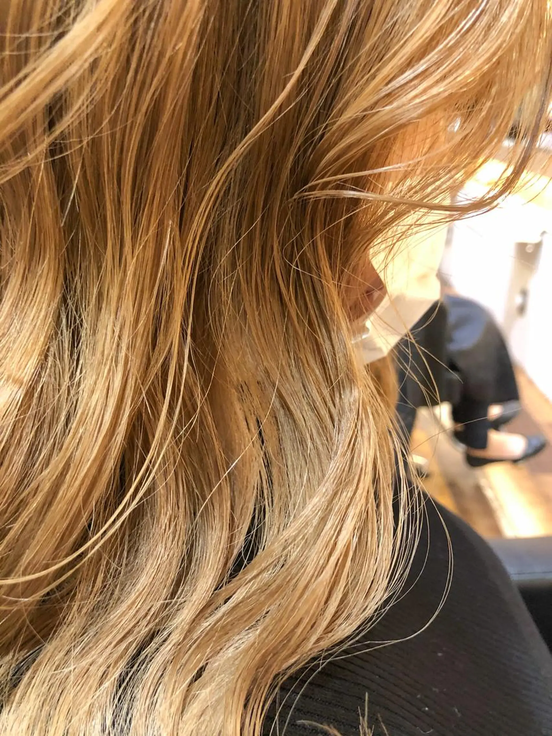 カラー ブロンド ショート/ボブ /綾華のヘアスタイル