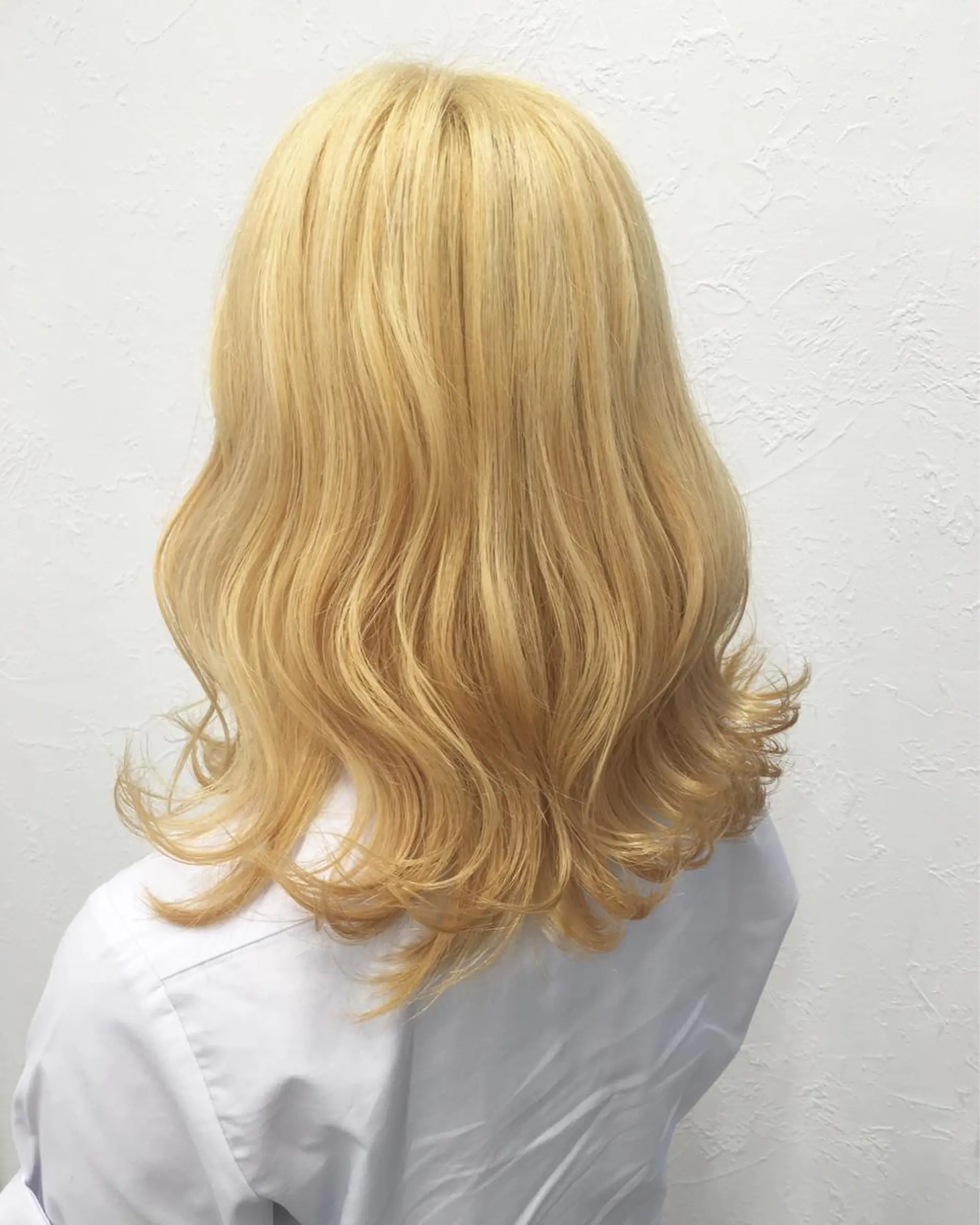 セミロング カラー ブリーチ ケアブリーチ ヘアカラー 2nd所属・🤍2nd🤍田所 美希のヘアスタイル