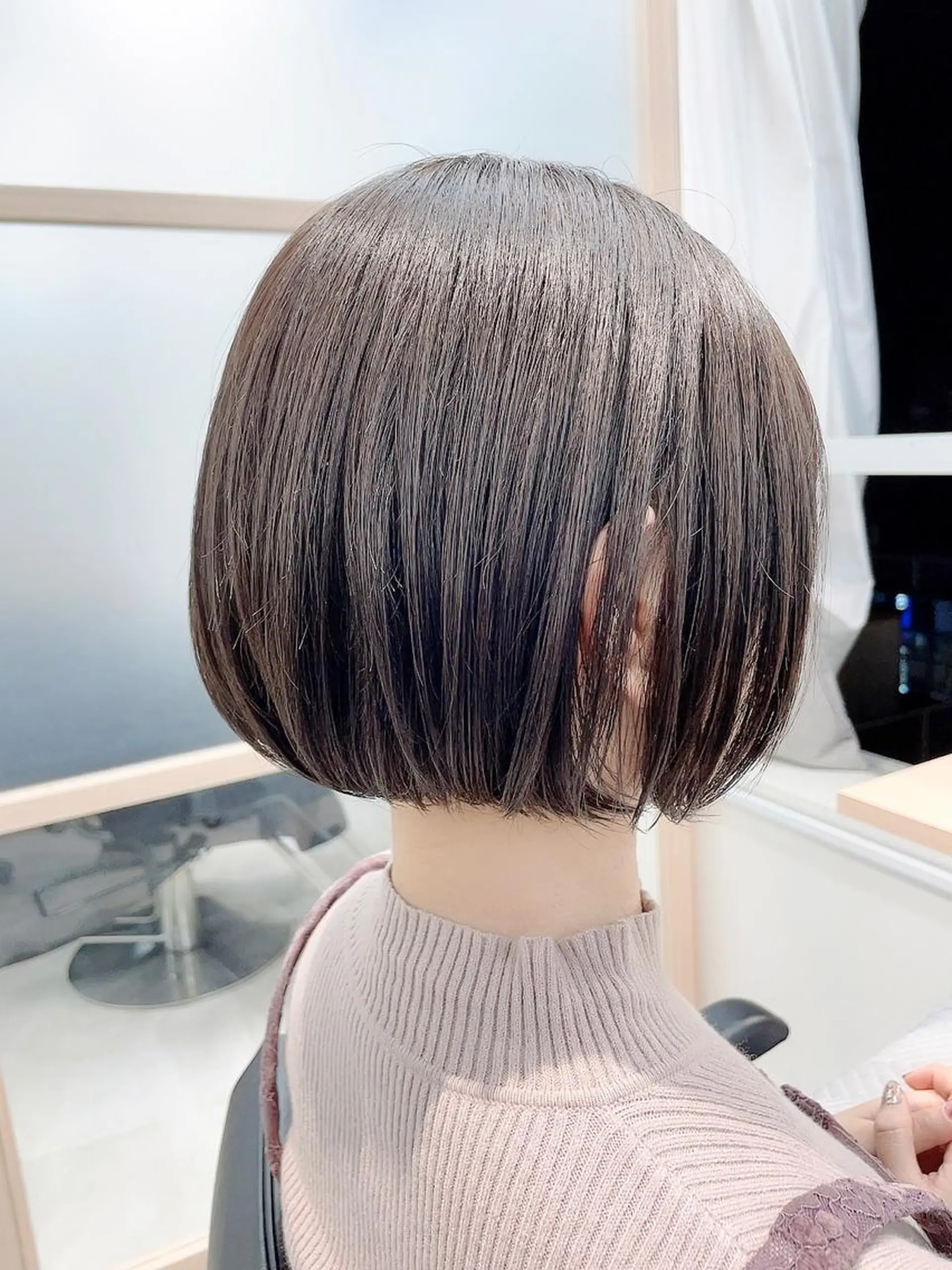 ショート カット ヘアカラー トリートメント 透明感カラー 山中のヘアスタイル