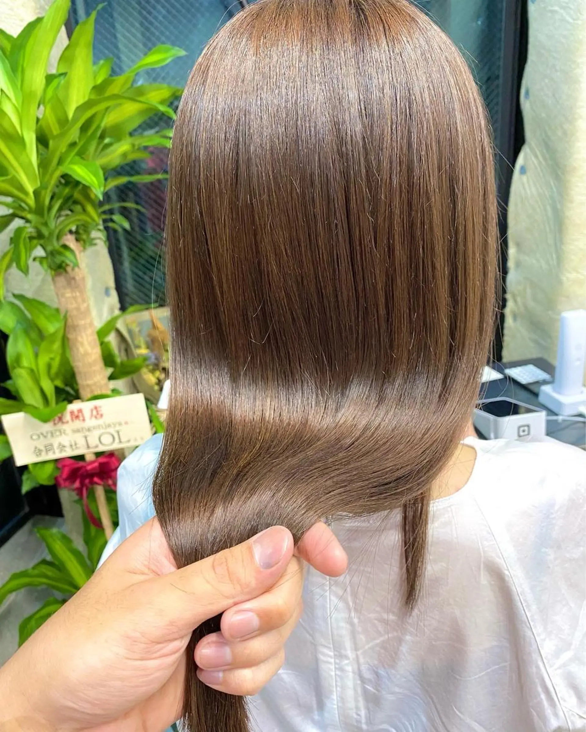 セミロング カラー パーマ 髪質改善 縮毛矯正 トリートメント OVER→三軒茶屋 /縮毛矯正・髪質改善のヘアスタイル