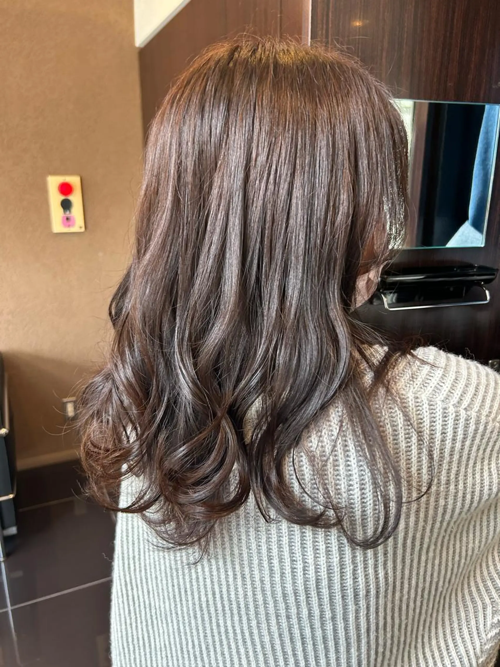 ロング カラー 中本 日葵梨のヘアスタイル