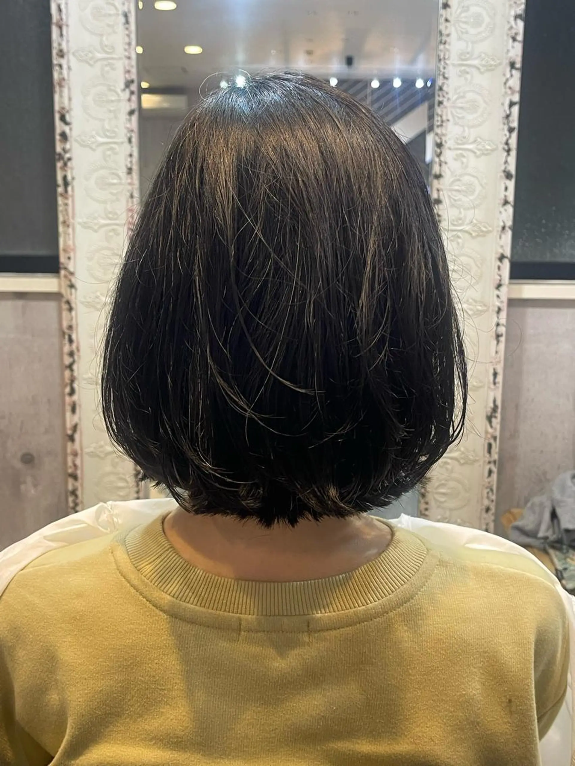 ミディアム ボブ レイヤーカット art-Lago所属・art-Lago 宮司のヘアスタイル