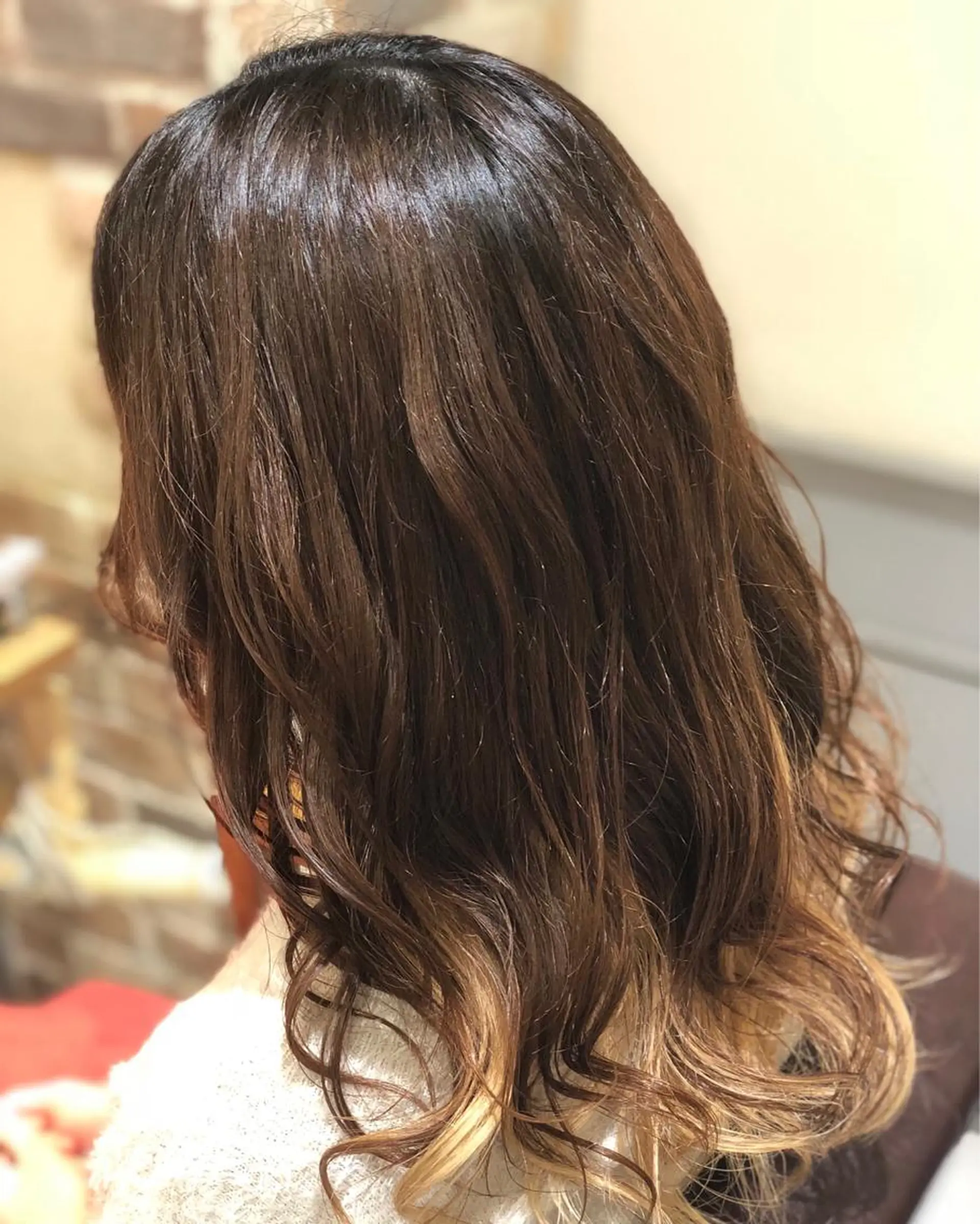 セミロング カラー パーマ ヘアアレンジ セミロングパーマ ベージュカラー 透明感カラー グラデーションカラー グレージュ 【ツヤ髪美容師】 ツダケイスケのヘアスタイル
