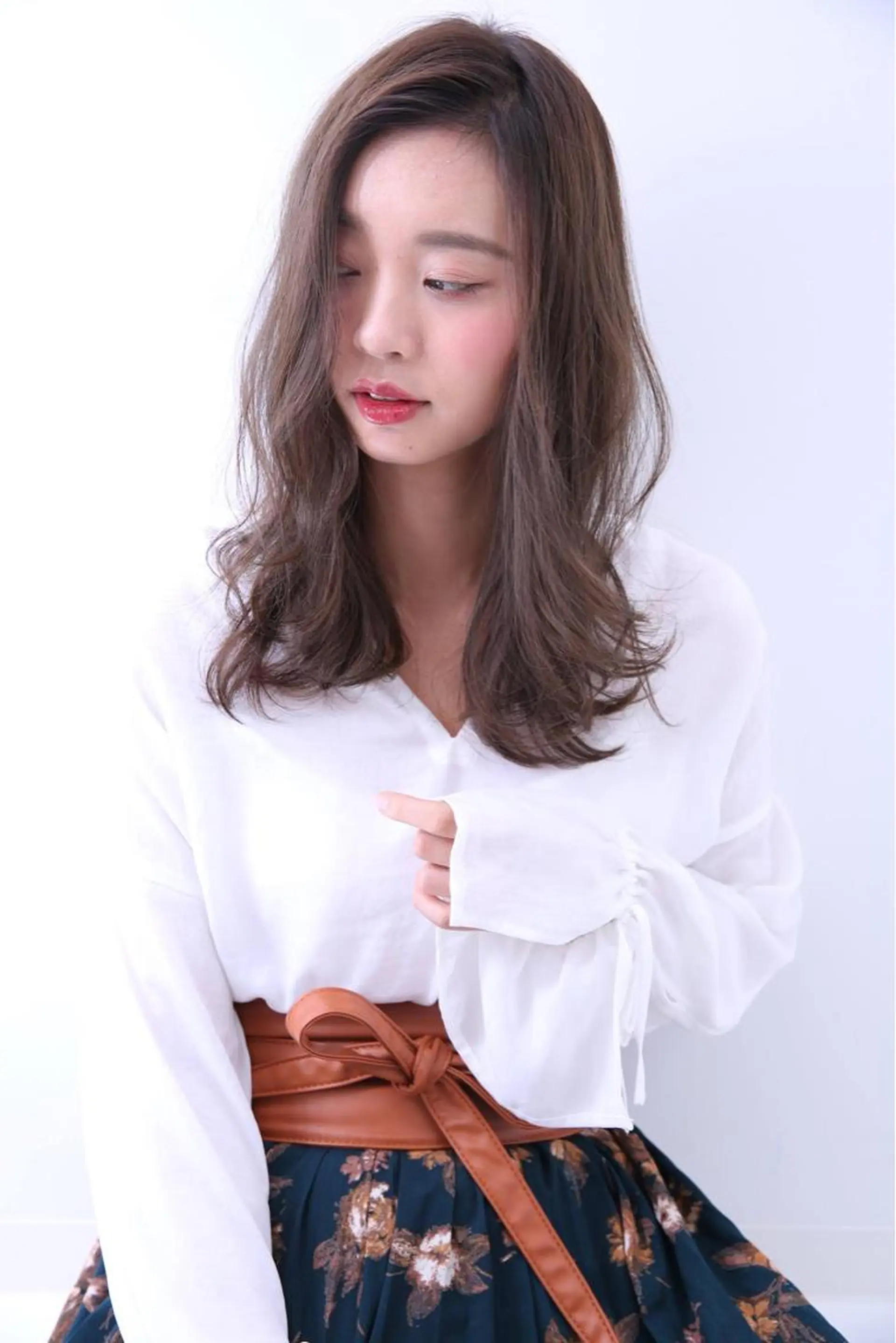 ロング ブリーチなしダブル/ レイヤーカット 小棹のヘアスタイル