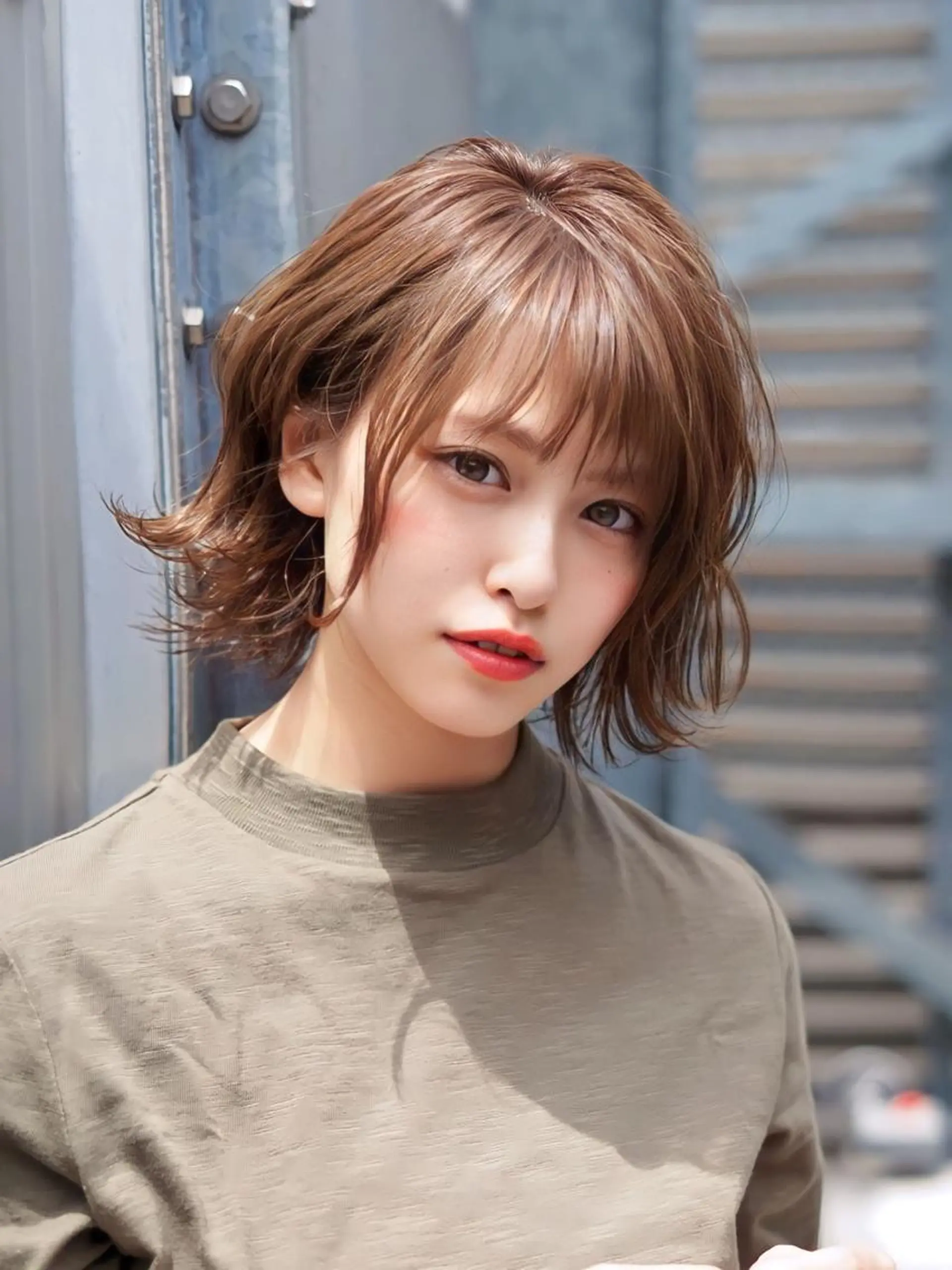 ショート カラー パーマ ヘアアレンジ メンズ キッズ ネイル マツエク・マツパ アイブロウ メンズインナーカラー メンズ韓国風 黒髪 ブルーカラー ブルーブラック 武田涼レイヤーカット 髪質改善×縮毛矯正のヘアスタイル