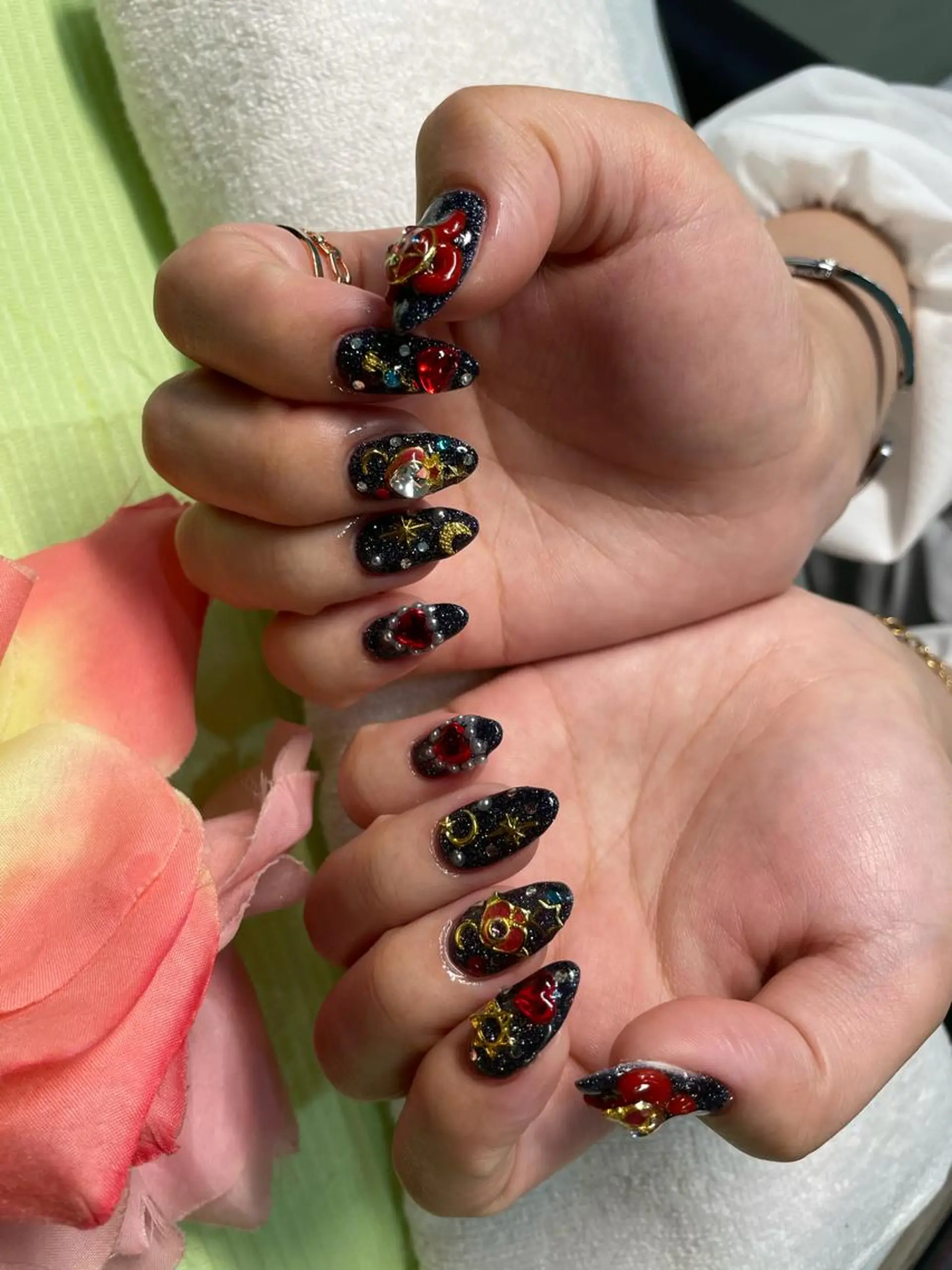 ミディアム ネイル 《LB》ラブリエ Nail&eyeのマツエク・マツパデザイン