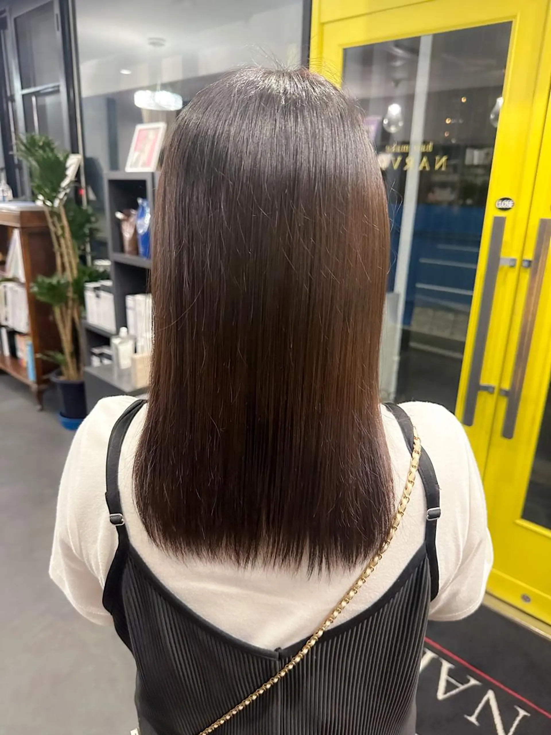 カラー 桒村 沙綾のヘアスタイル