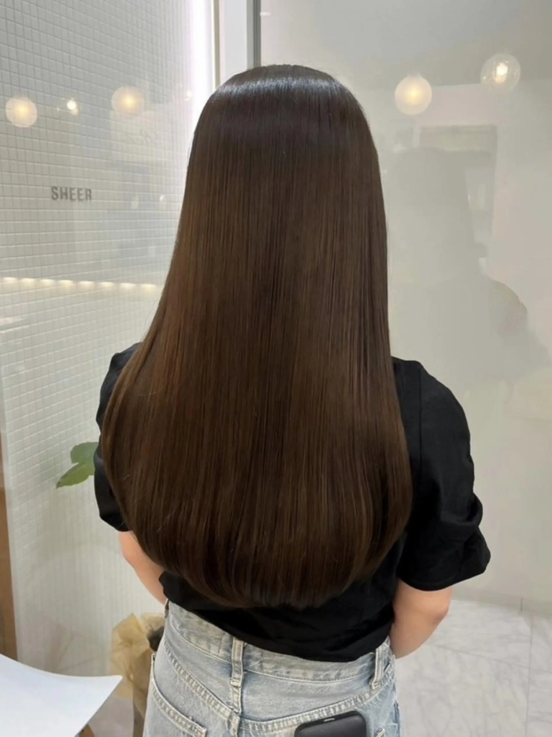 ロング カラー ベージュカラー 透明感カラー Moe モエの眉毛・アイブロウイメージ