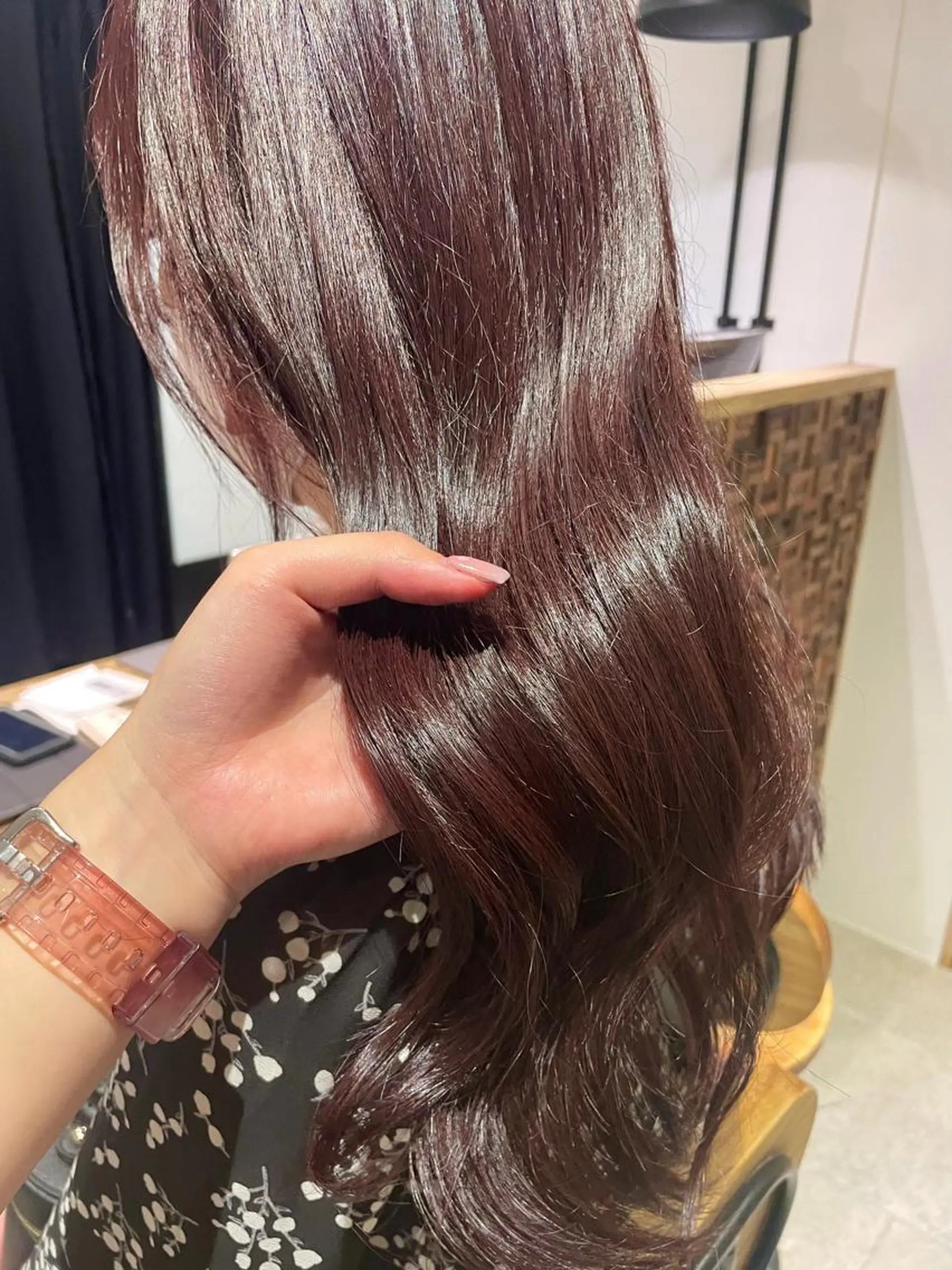 ロング カラー ヘアカラー トリートメント newi梅田🫧韓国 ヘア🫧sakiのヘアスタイル