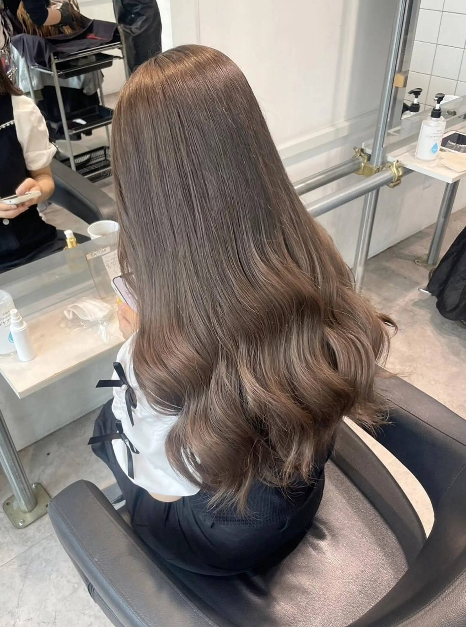 カラー カット ヘアカラー ヘッドスパ ヘアセット ハイトーン🤍ブロン ド🤍MISAKIのヘアスタイル