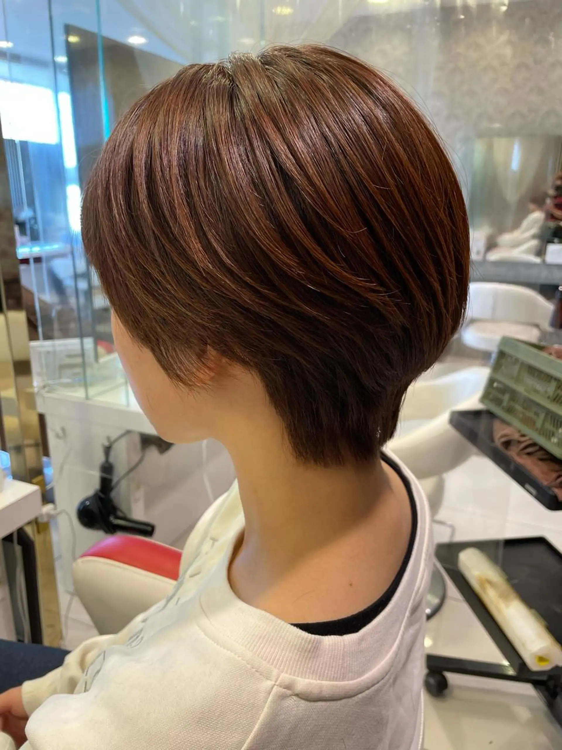 ショート 白髪ぼかし＆ショート ＆ツヤ髪💎YUMAのヘアスタイル