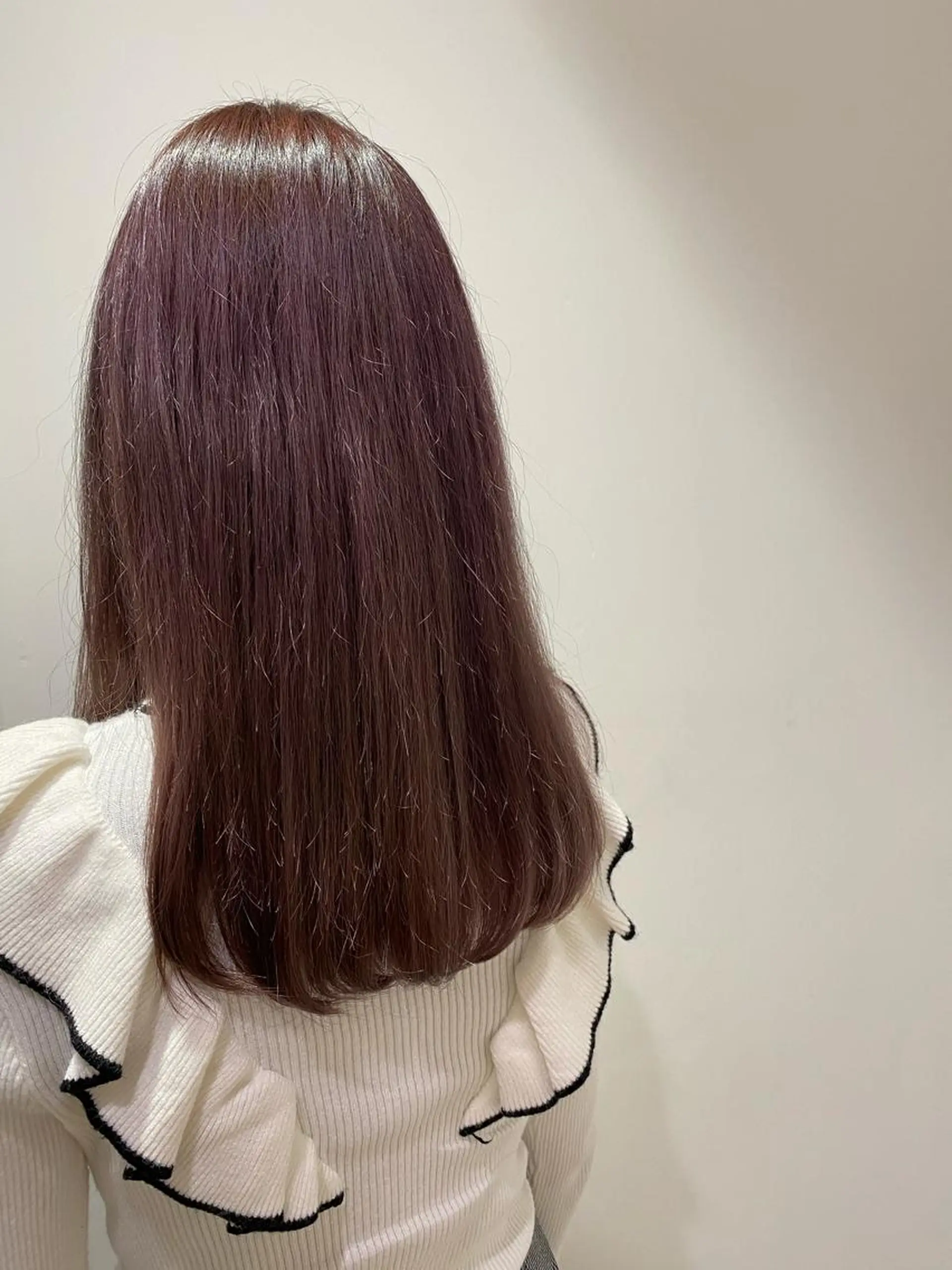 セミロング カラー ヘアアレンジ ベージュカラー ピンクカラー ピンクベージュ 福壽 優奈のヘアスタイル