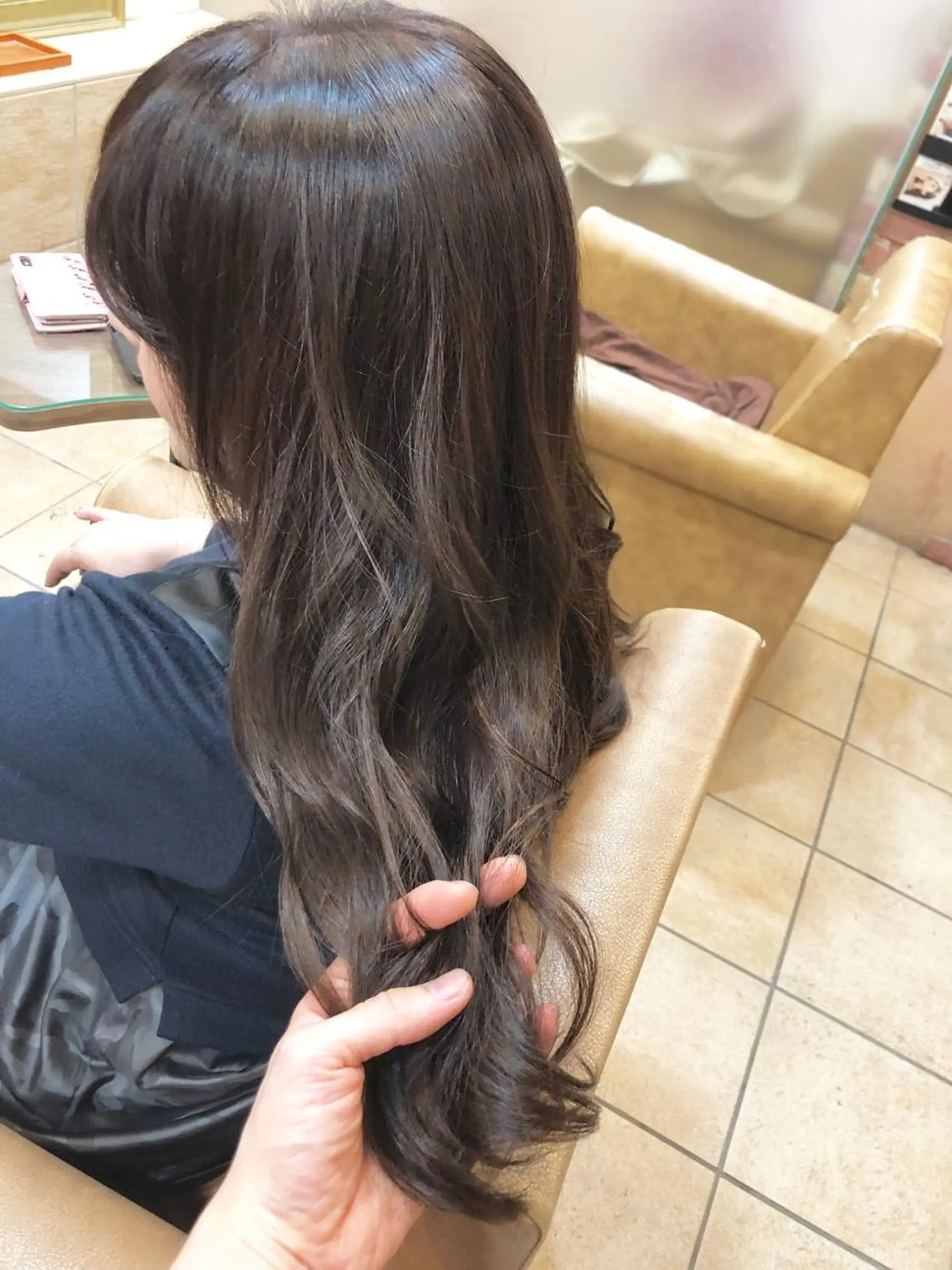 ロング カラー オーガニックカラー カット トリートメント SHAFT Ieiriのヘアスタイル