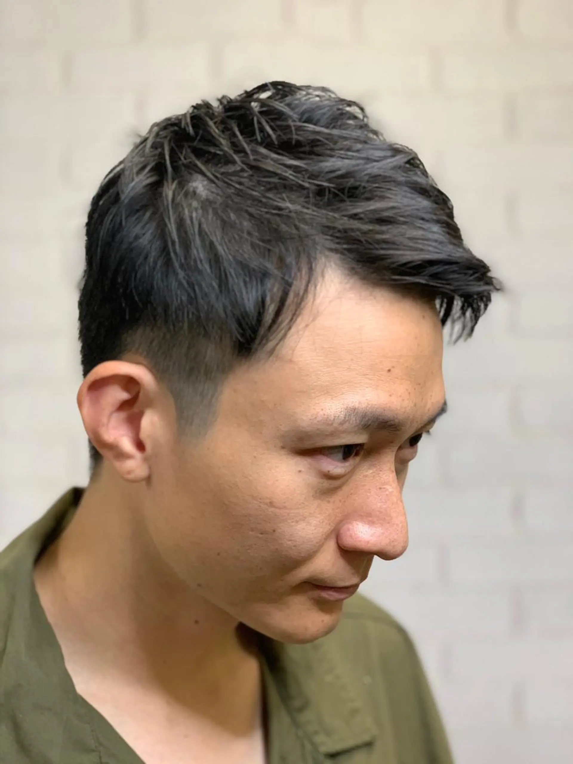 ミディアム ヒロ銀座プレミアムバーバー銀座店所属・田中 心のヘアスタイル