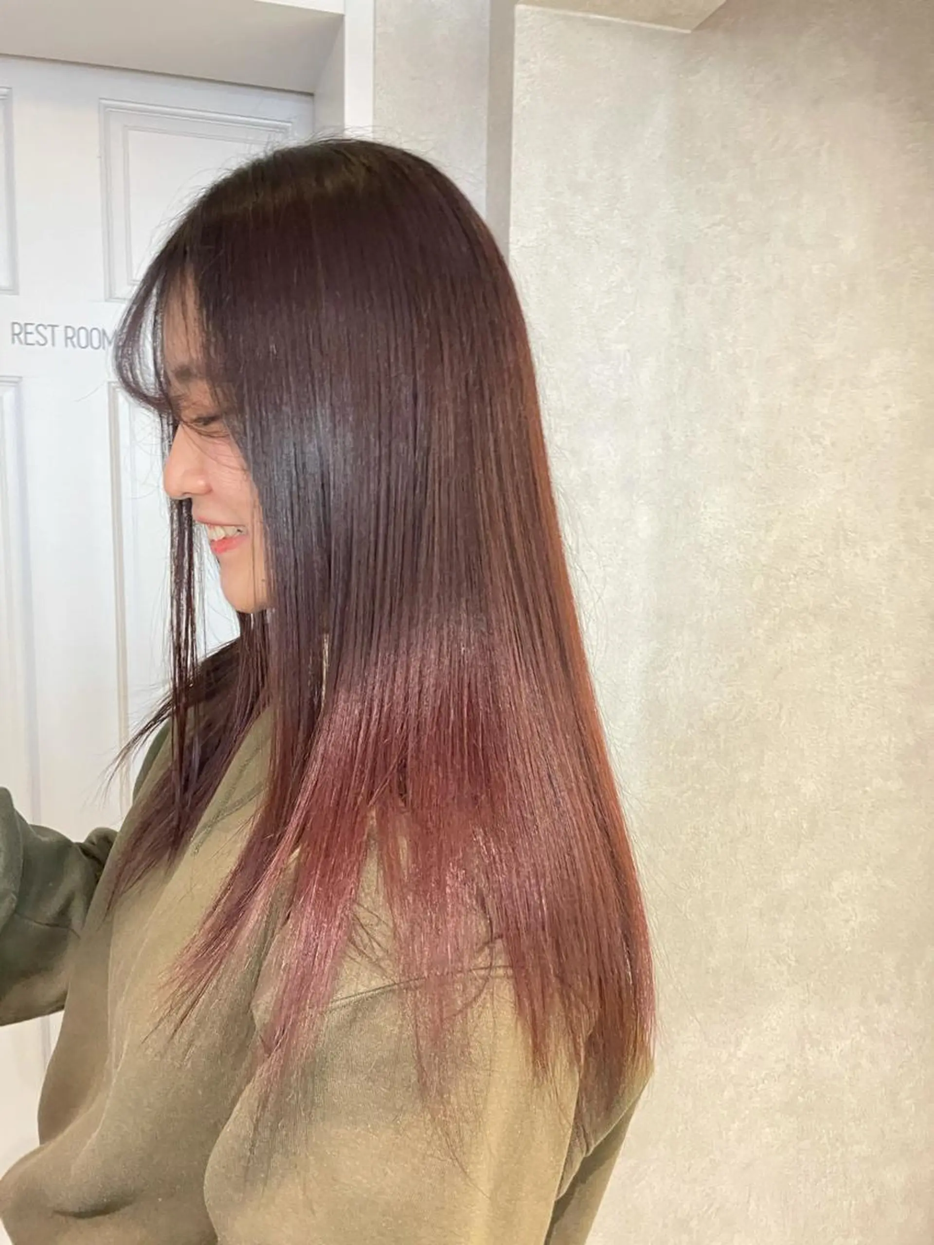 ロング カラー ブラウンカラー ピンクカラー ピンクブラウン ヘアカラー ナチュラル透明感🌱 小山美樹子のヘアスタイル