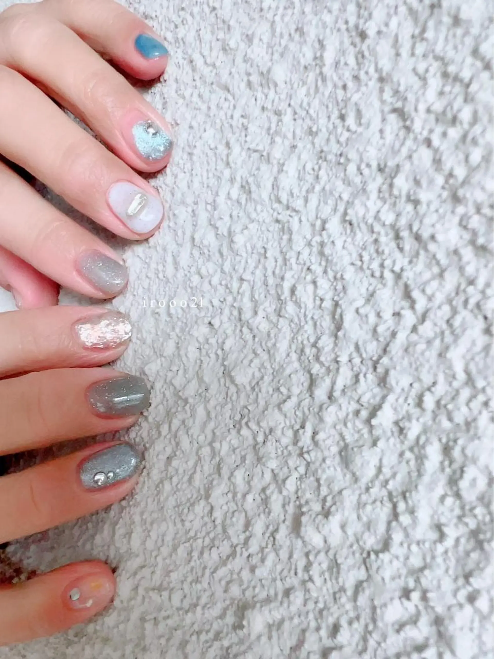 ネイル フラッシュネイル 氷ネイル・うるうるネイル マグネットネイル irooo 21のネイルデザイン