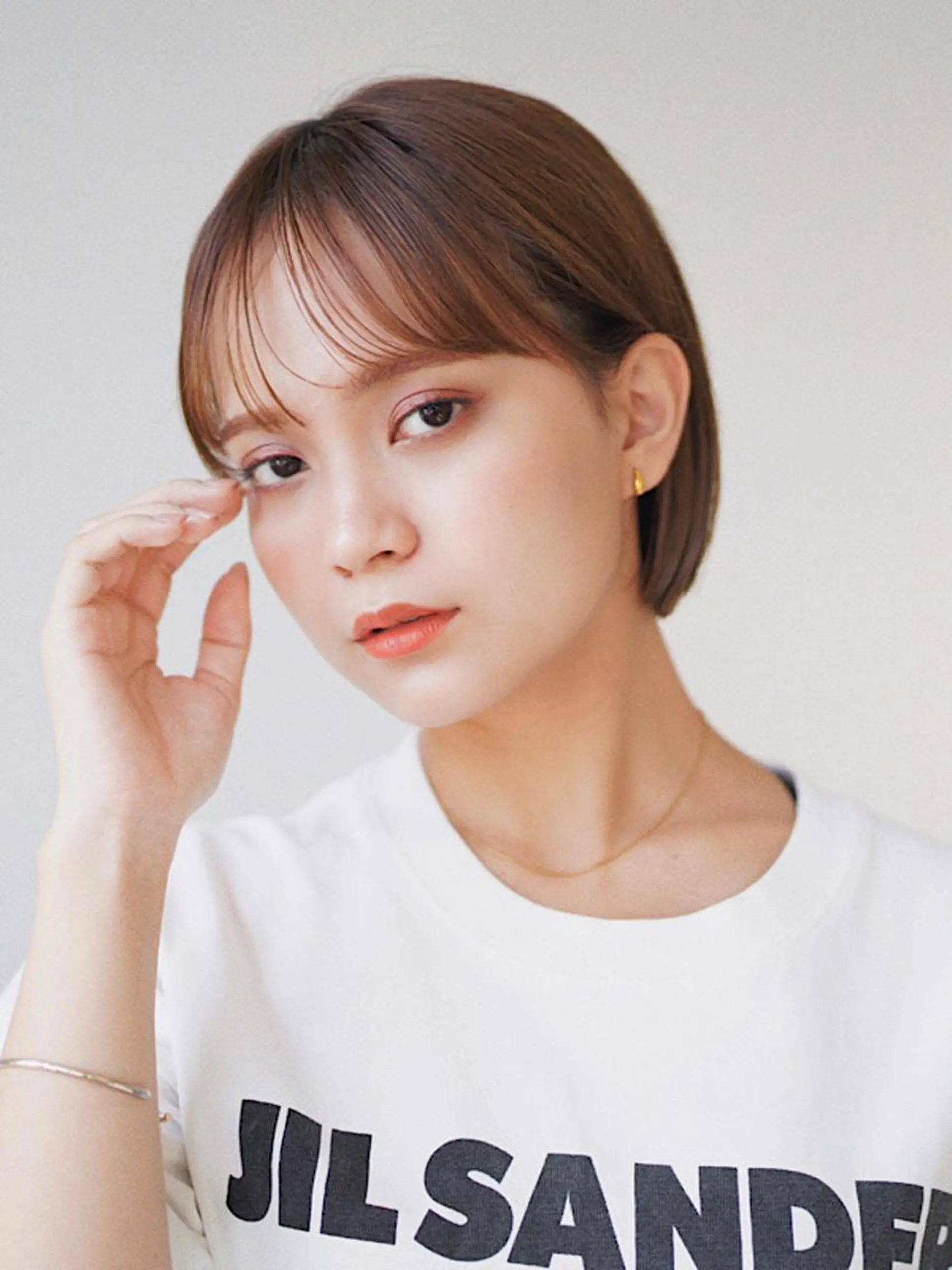 ショート 切りっぱなしボブ ショートボブ ボブ ハイライト シースルーバング バレイヤージュ茅ヶ崎 オオタ カズキのヘアスタイル