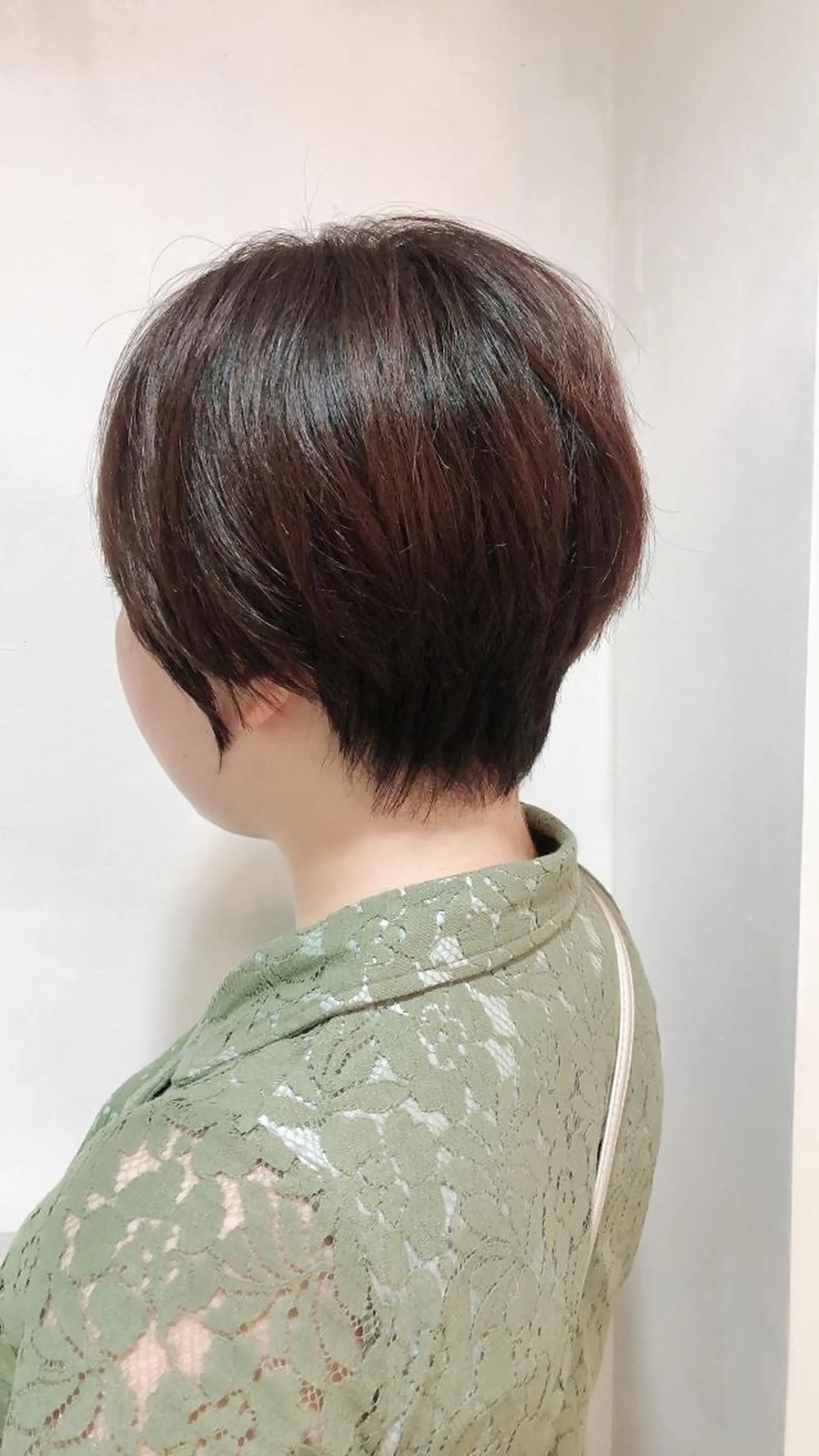 ショート カラー カット favorite b Charmeのヘアスタイル