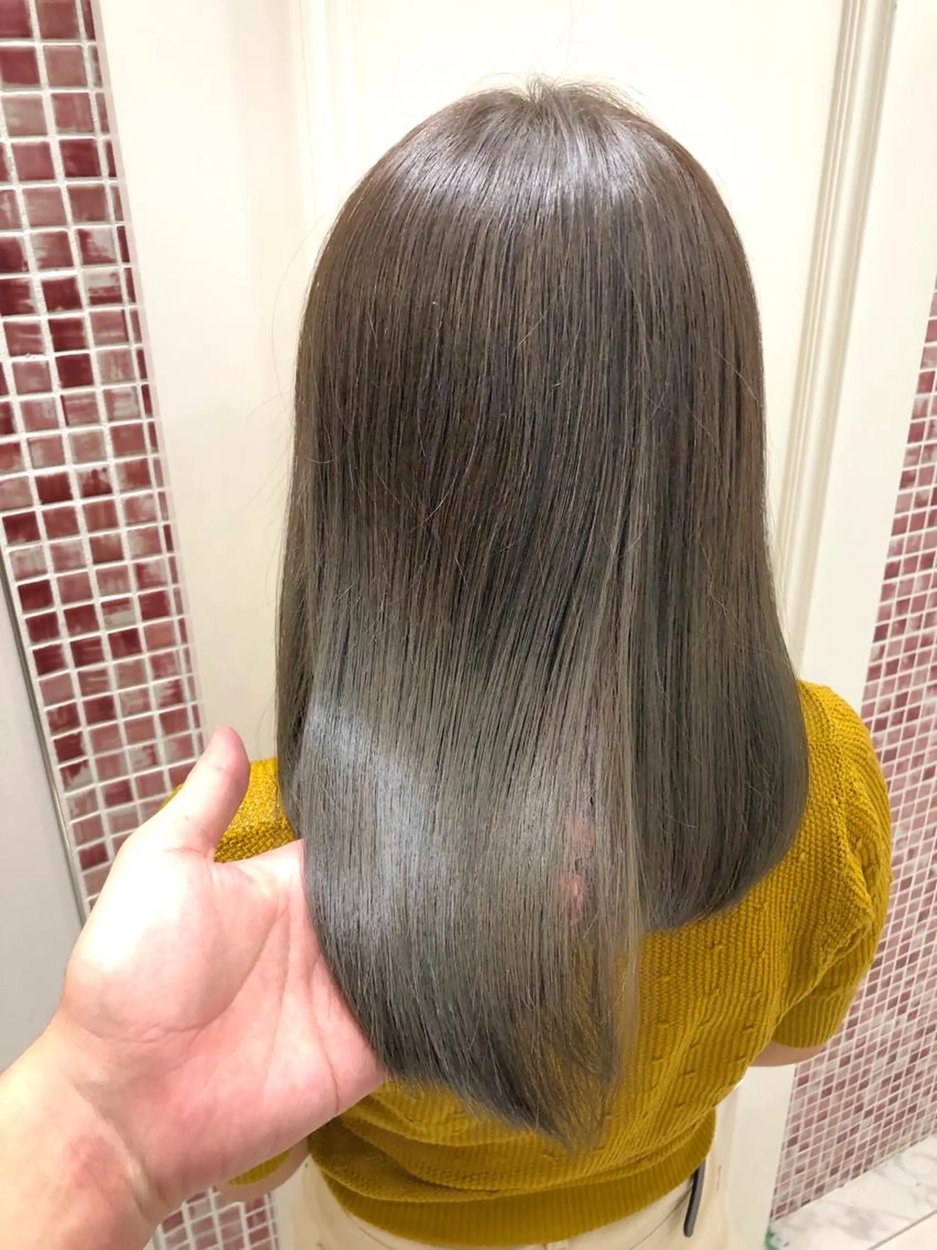 ミディアム カラー カット 縮毛矯正 ブルーモスクTOKYO所属・🌿ブルーモスク TOKYO🌿のヘアスタイル