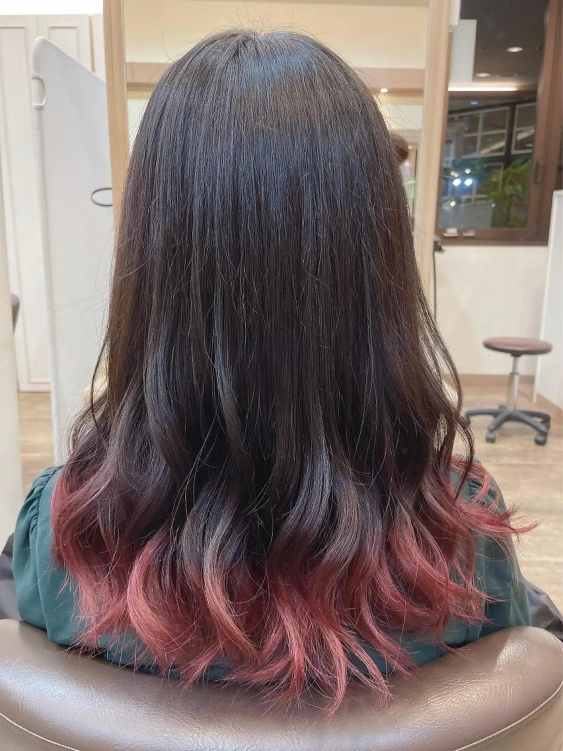 セミロング ヘアカラー トリートメント メンズパーマ🌀/ 中村郁未のヘアスタイル