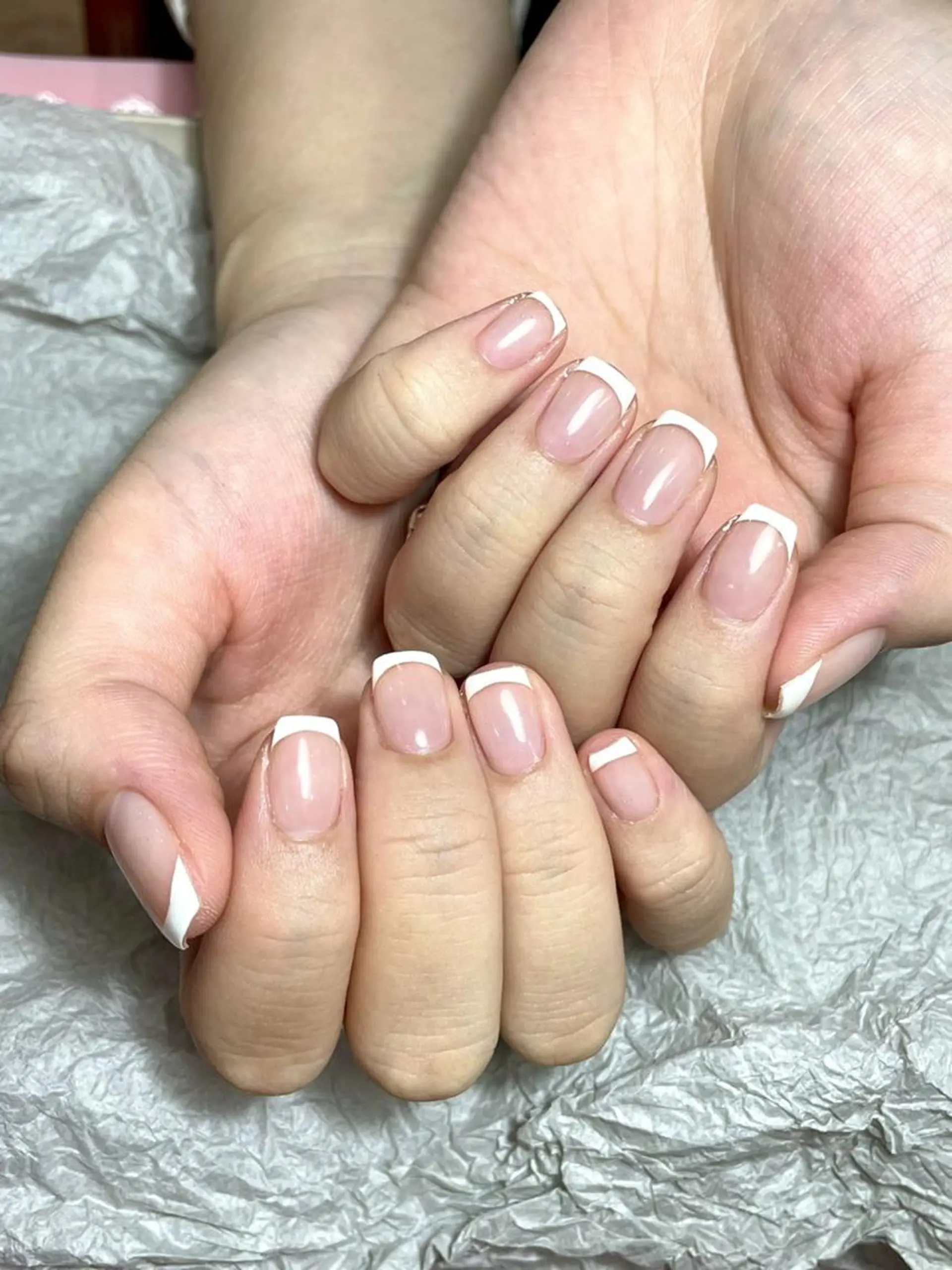 ネイル アートネイル オーロラネイル フラッシュネイル ガーリー キラキラネイル ハンドネイル ハンドケア DEMAIN- 🌹のネイルデザイン