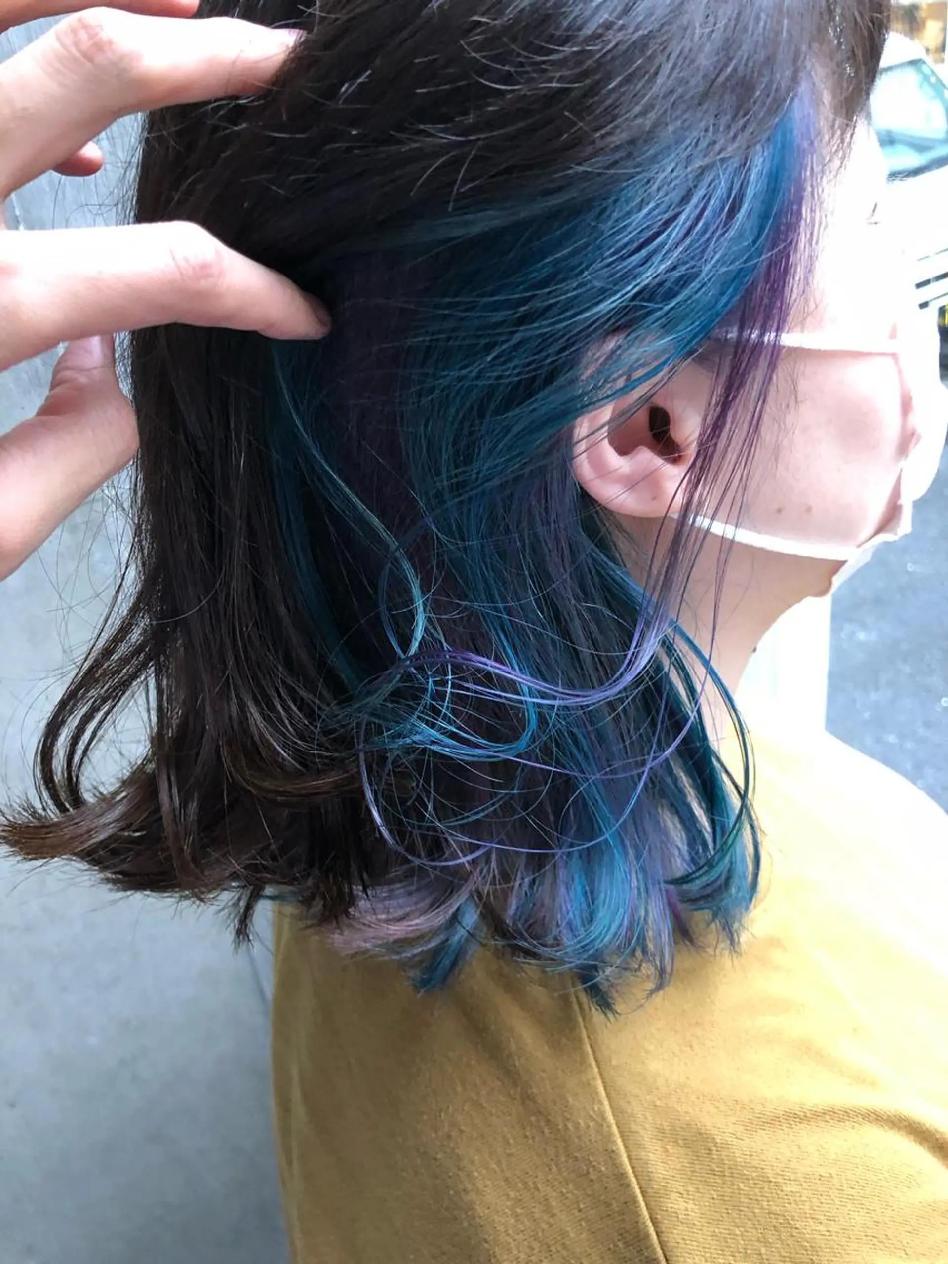 ミディアム カラー アッシュ バレイヤージュ ミストバング ベージュカラー ブリーチ カット ヘアカラー トリートメント 原宿サロン代表 デザインカラー伊藤卓のヘアスタイル