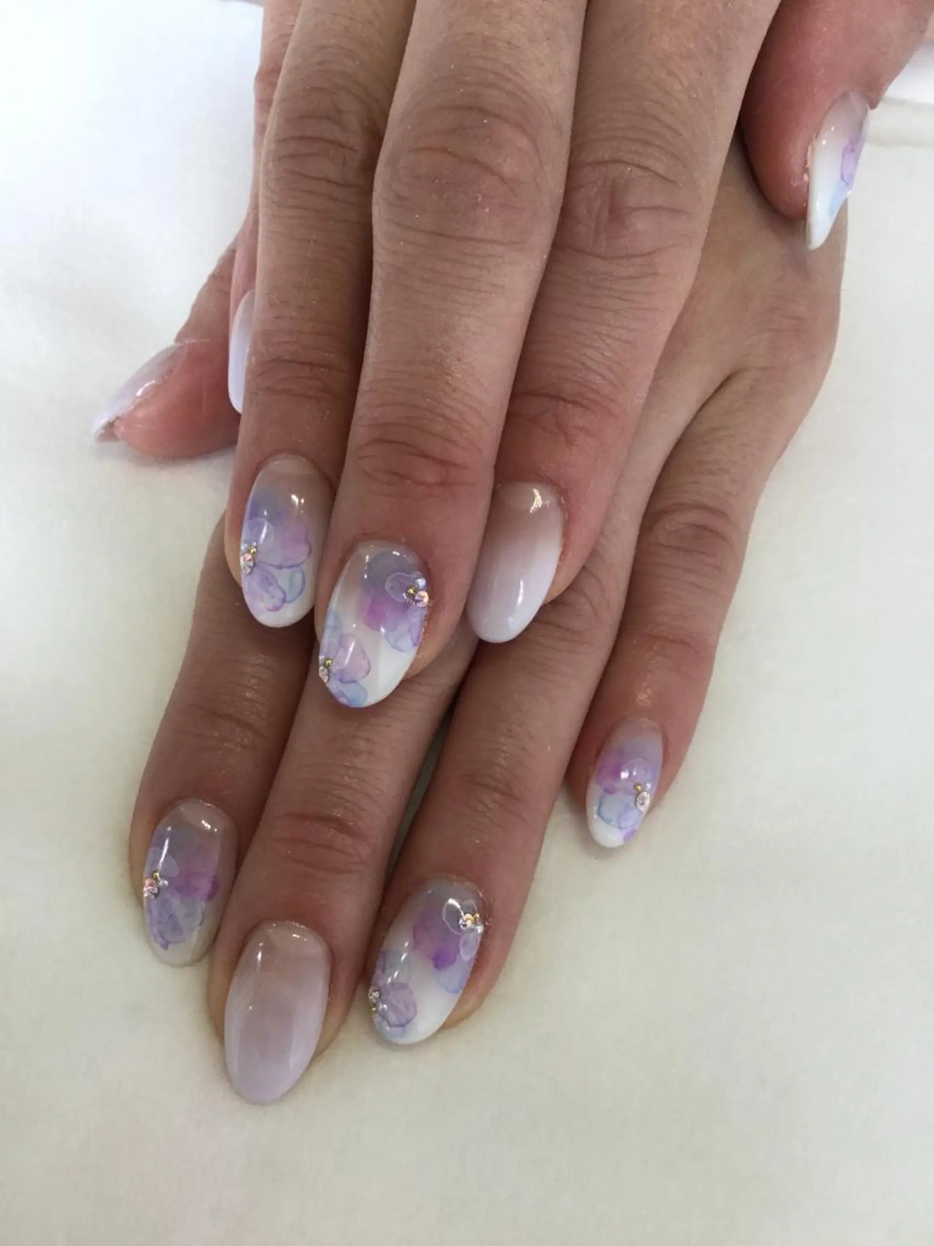 ネイル ハンドネイル 💎🐰 saki. m 🐰💎のネイルデザイン