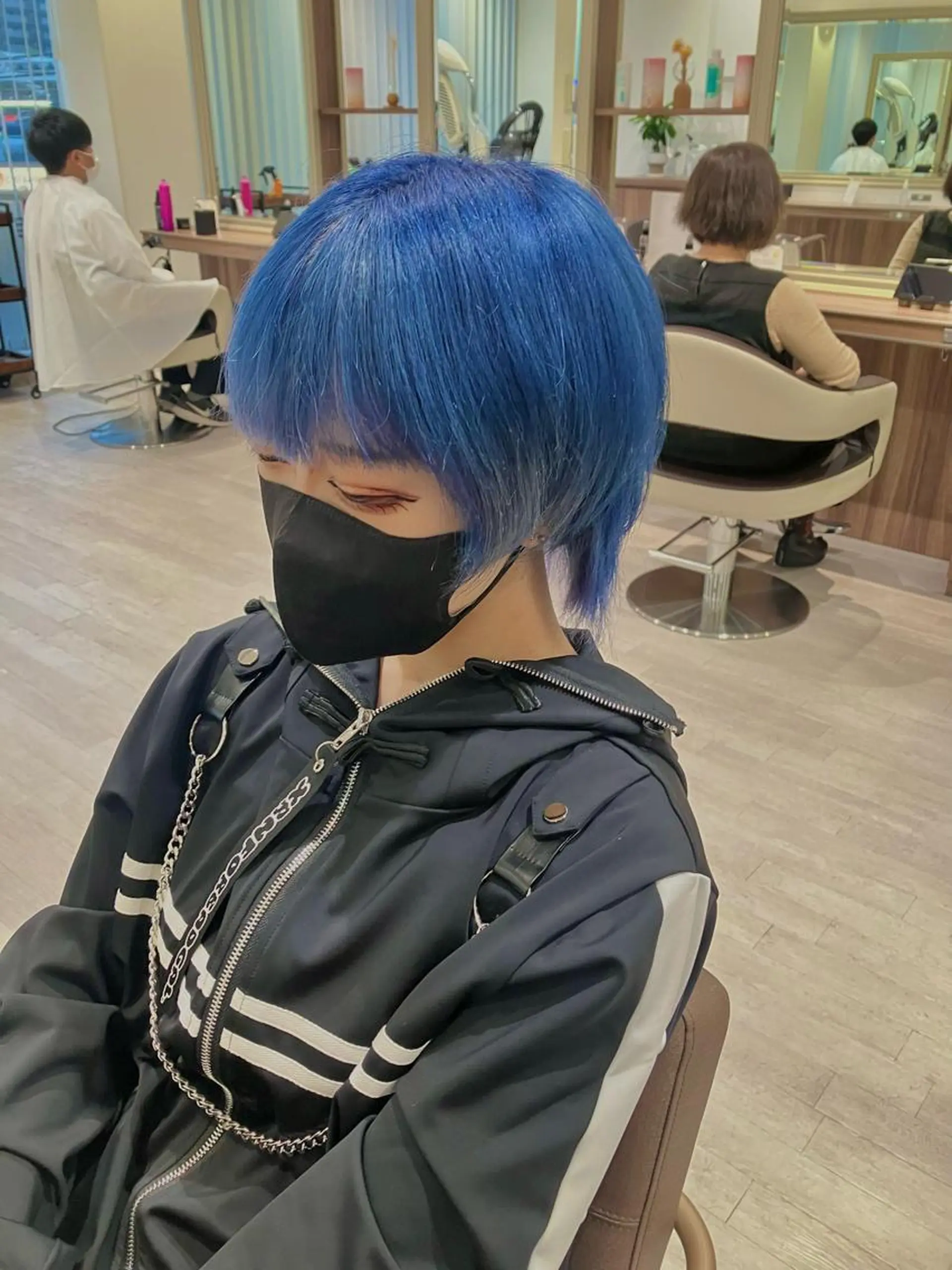 ショート カラー ヘアカラー Re:st所属・Miyavi/カラー ショートボブのヘアスタイル